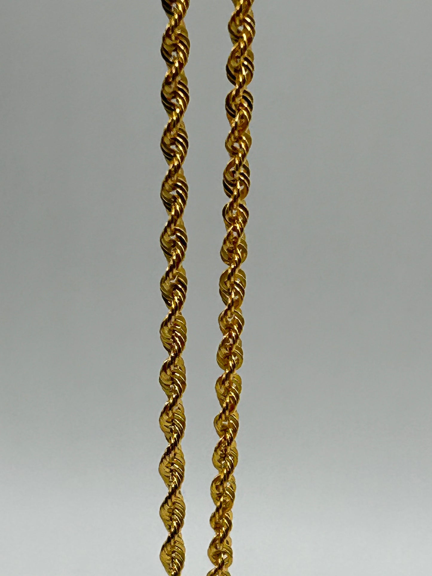 Rope Chain In 22ct Gold 6.7 grams Hallmarked 18 inch