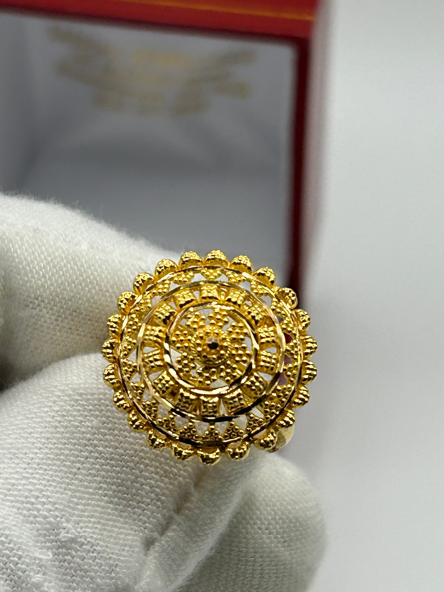 22ct Gold Ring Adjustable Ladies Hallmarked 4.8 grams