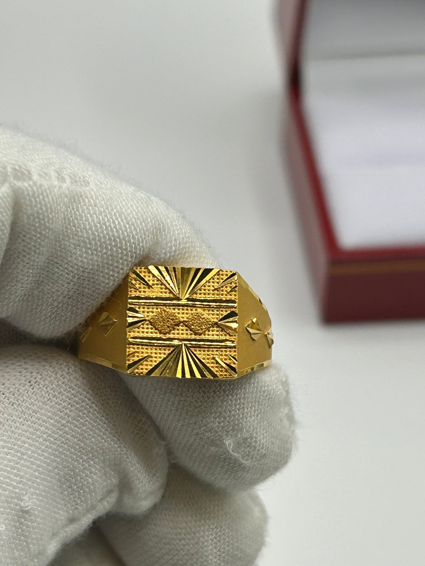 22ct Gold Ring Size U1/2 Hallmarked 6.2 grams