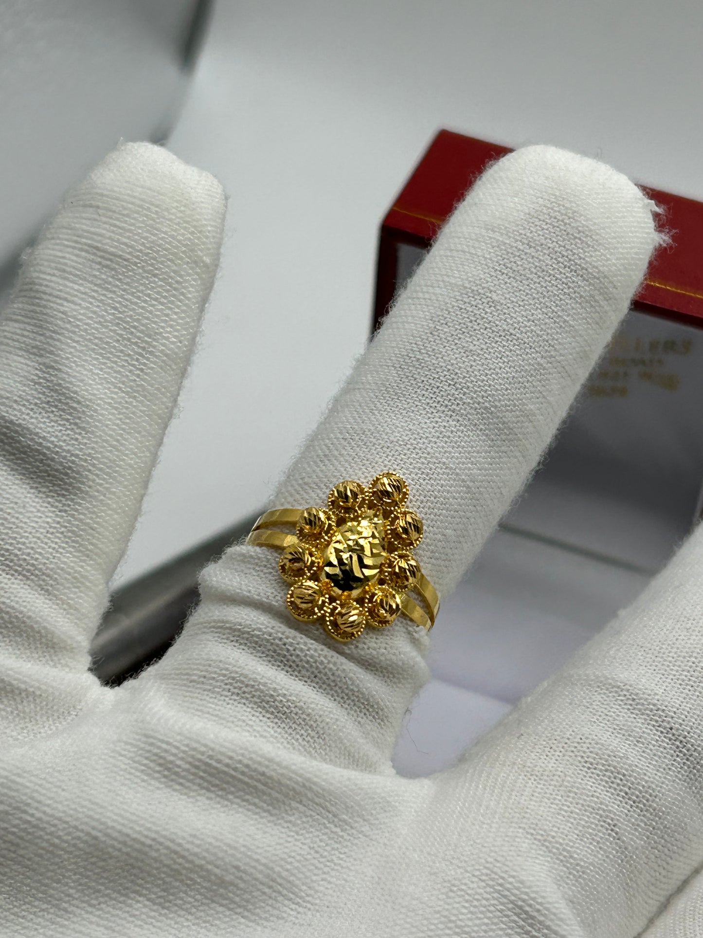 22ct Gold Ring Size O 1/2 Hallmarked 3.1 grams