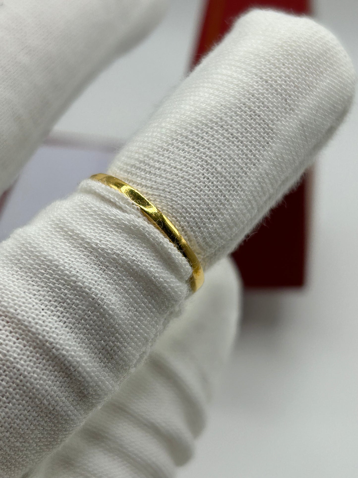 22ct Gold Ladies Ring 3.9 grams Hallmarked size J