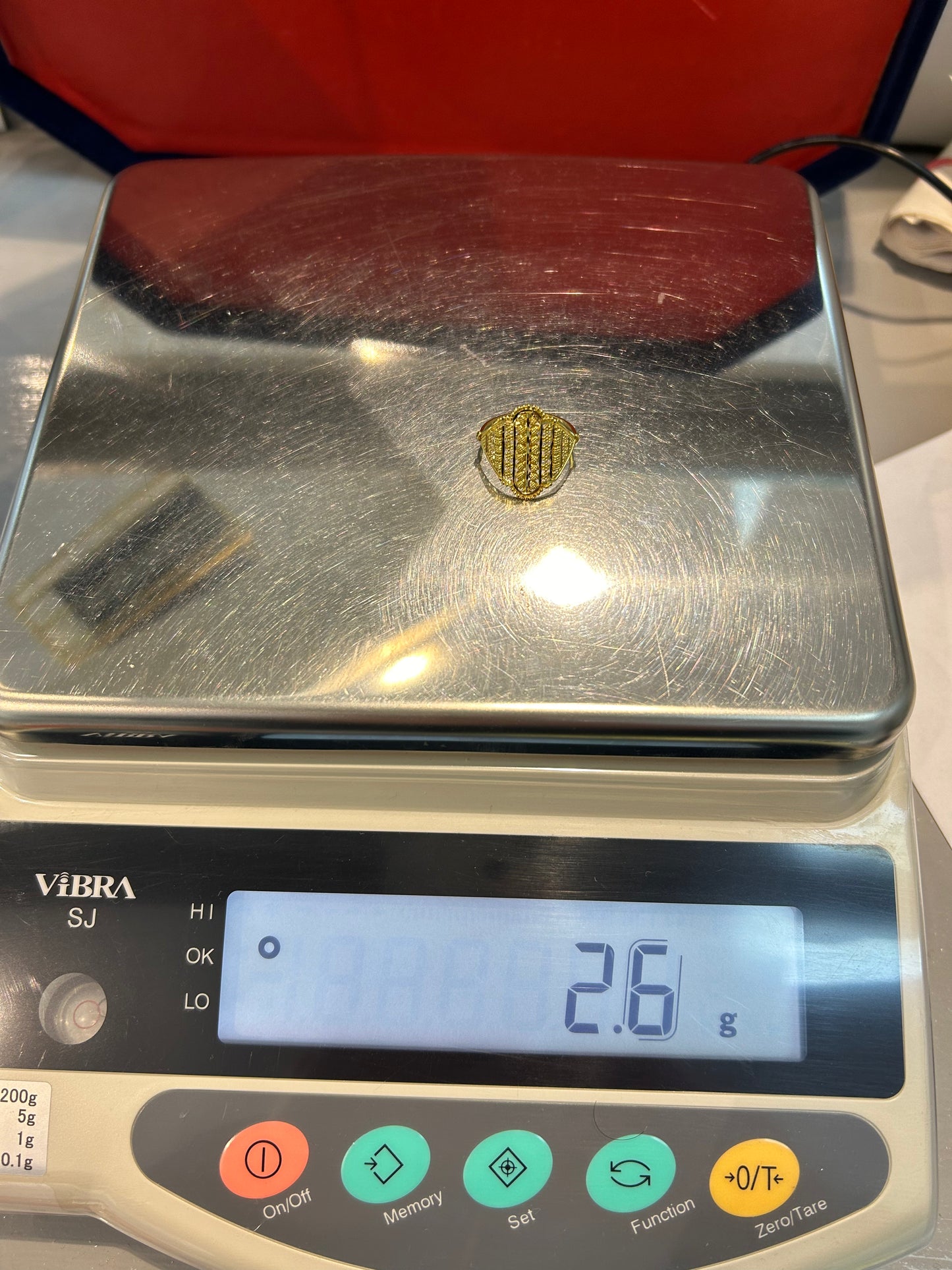 22ct Gold Ring – 2.6g – Size N½ (Hallmarked)