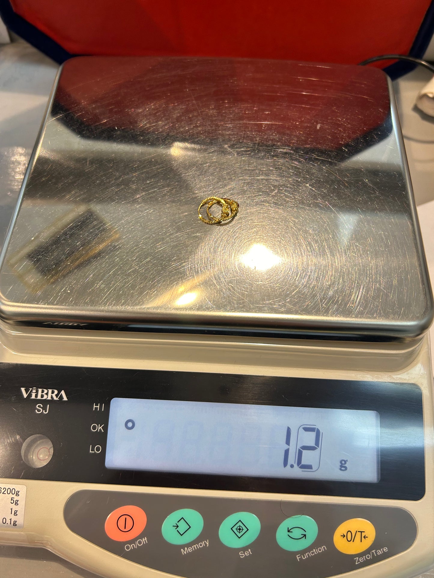 22ct Gold Earrings – 1.2g (Hallmarked)