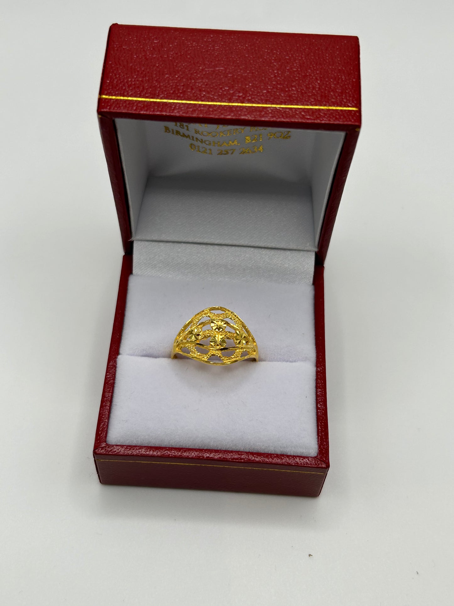22ct Gold Ladies Ring 2.4 grams Size N