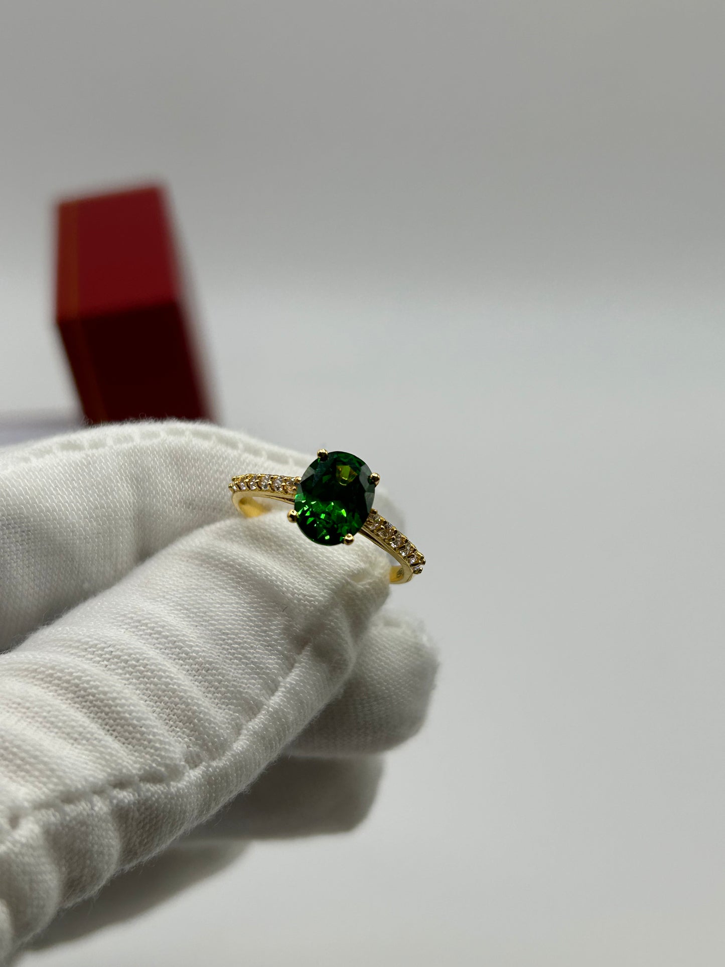 22ct Gold Ladies Ring 3.4 grams Size O
