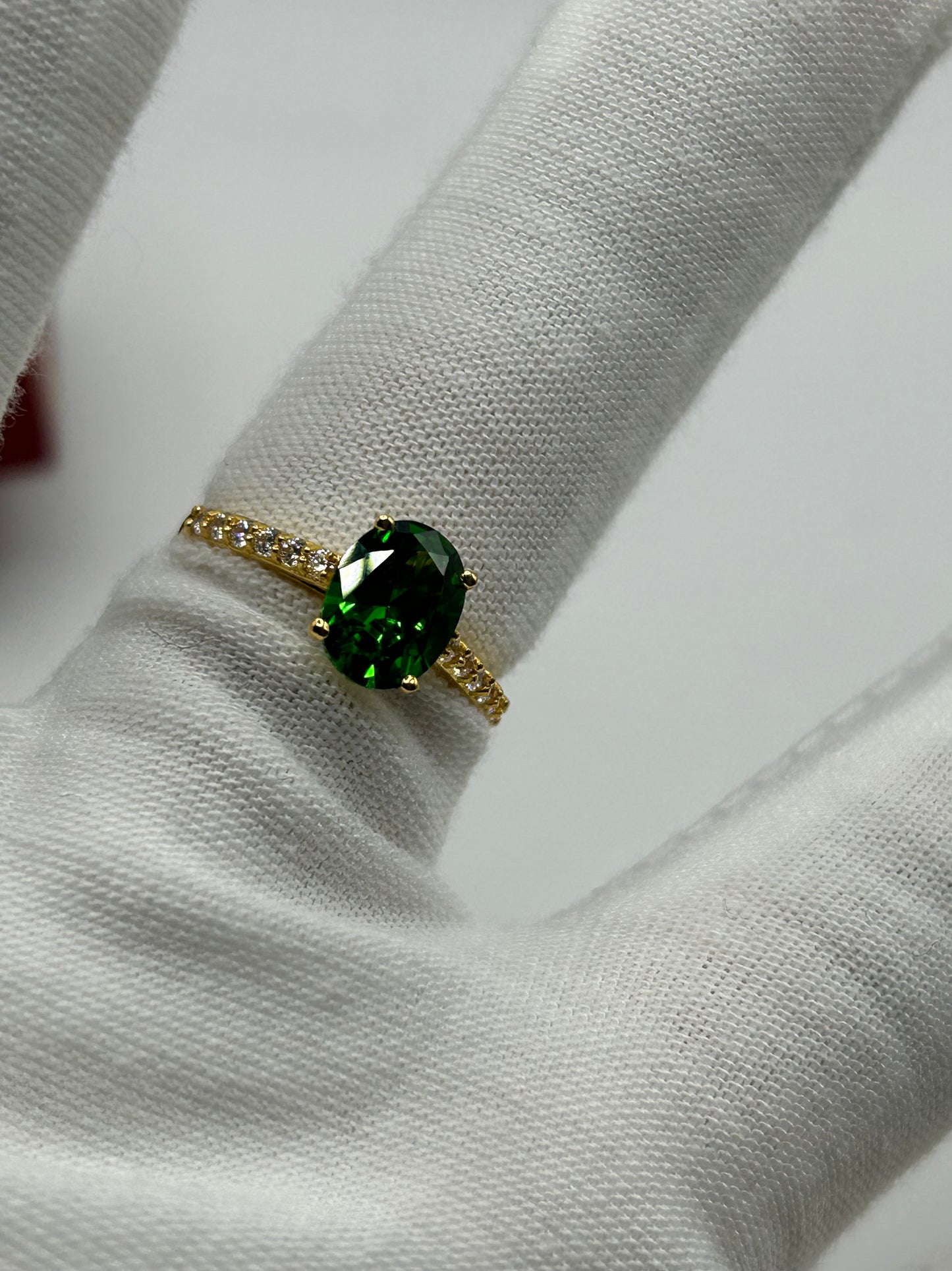 22ct Gold Ladies Ring 3.4 grams Size O