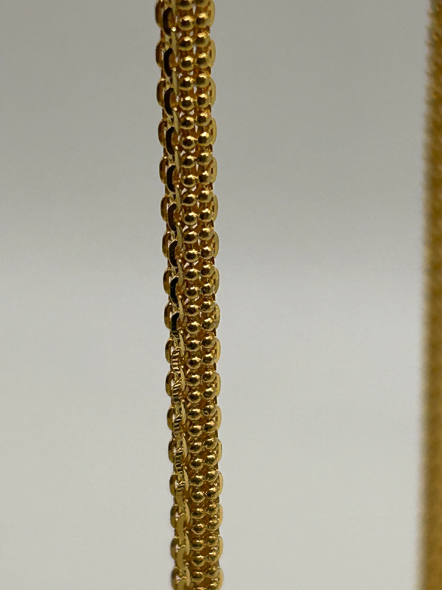 Exquisite 22ct Gold Chain - 26.1 grams, 22 Inches (Hallmarked)