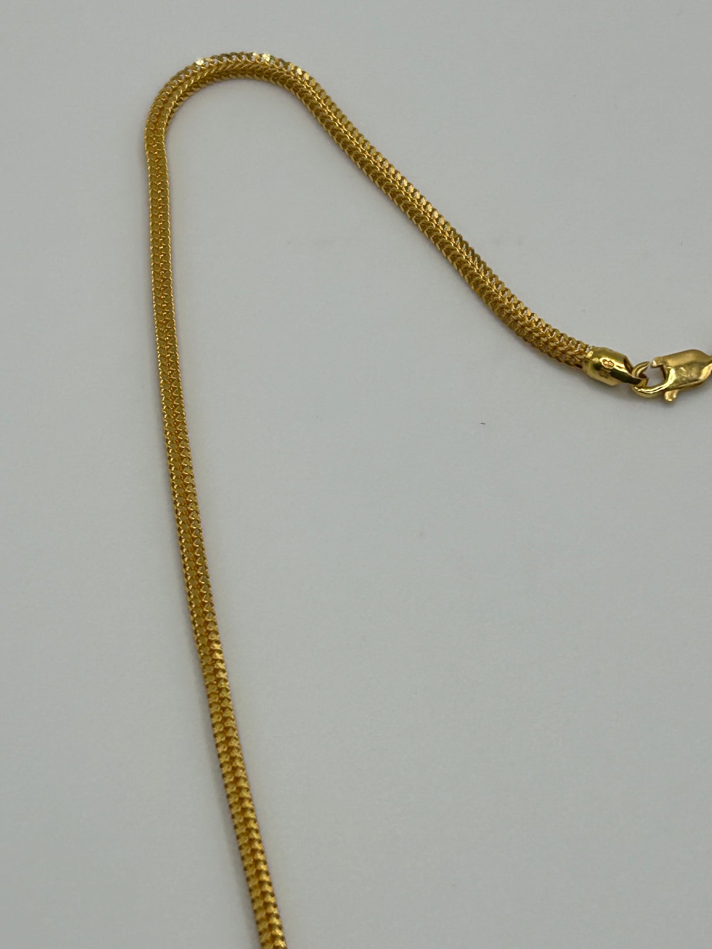 Elegant 22ct Gold Chain - 15.9 grams, 20 Inches (Hallmarked)