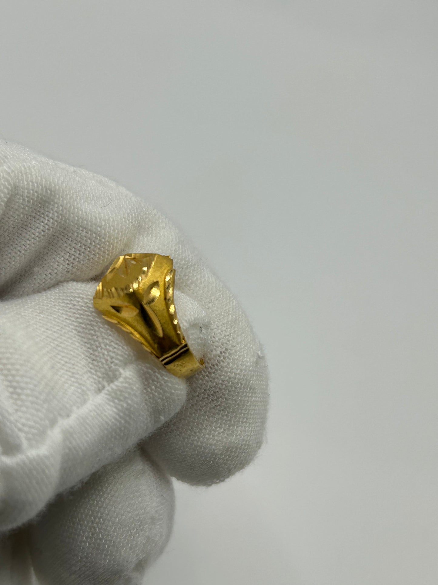 22ct Gold Baby Ring 2.6 grams Hallmarked