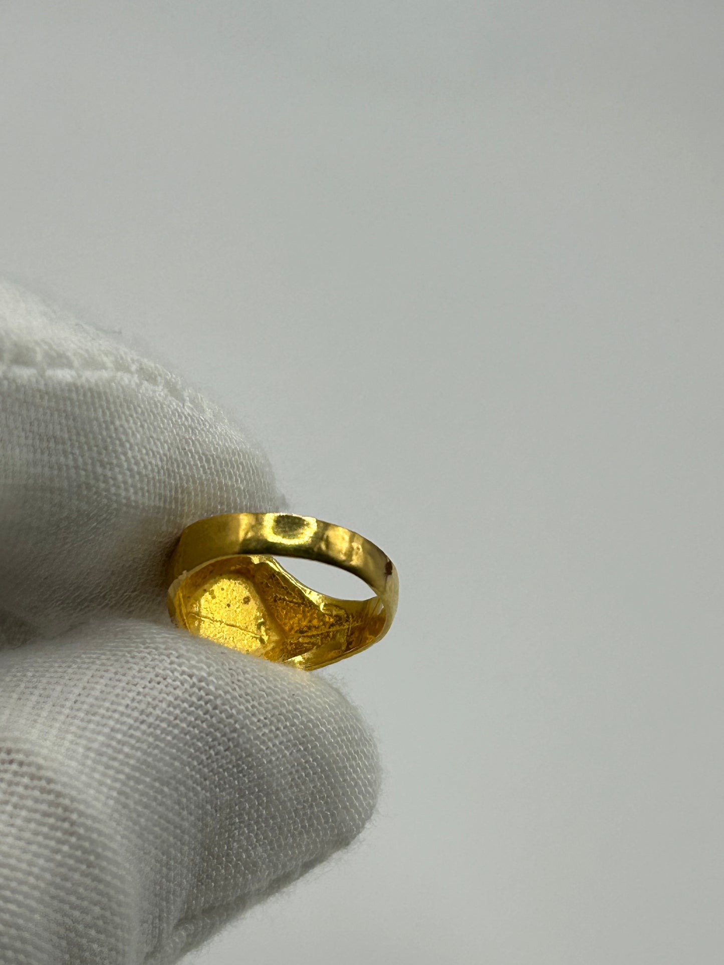 22ct Gold Baby Ring 2.6 grams Hallmarked