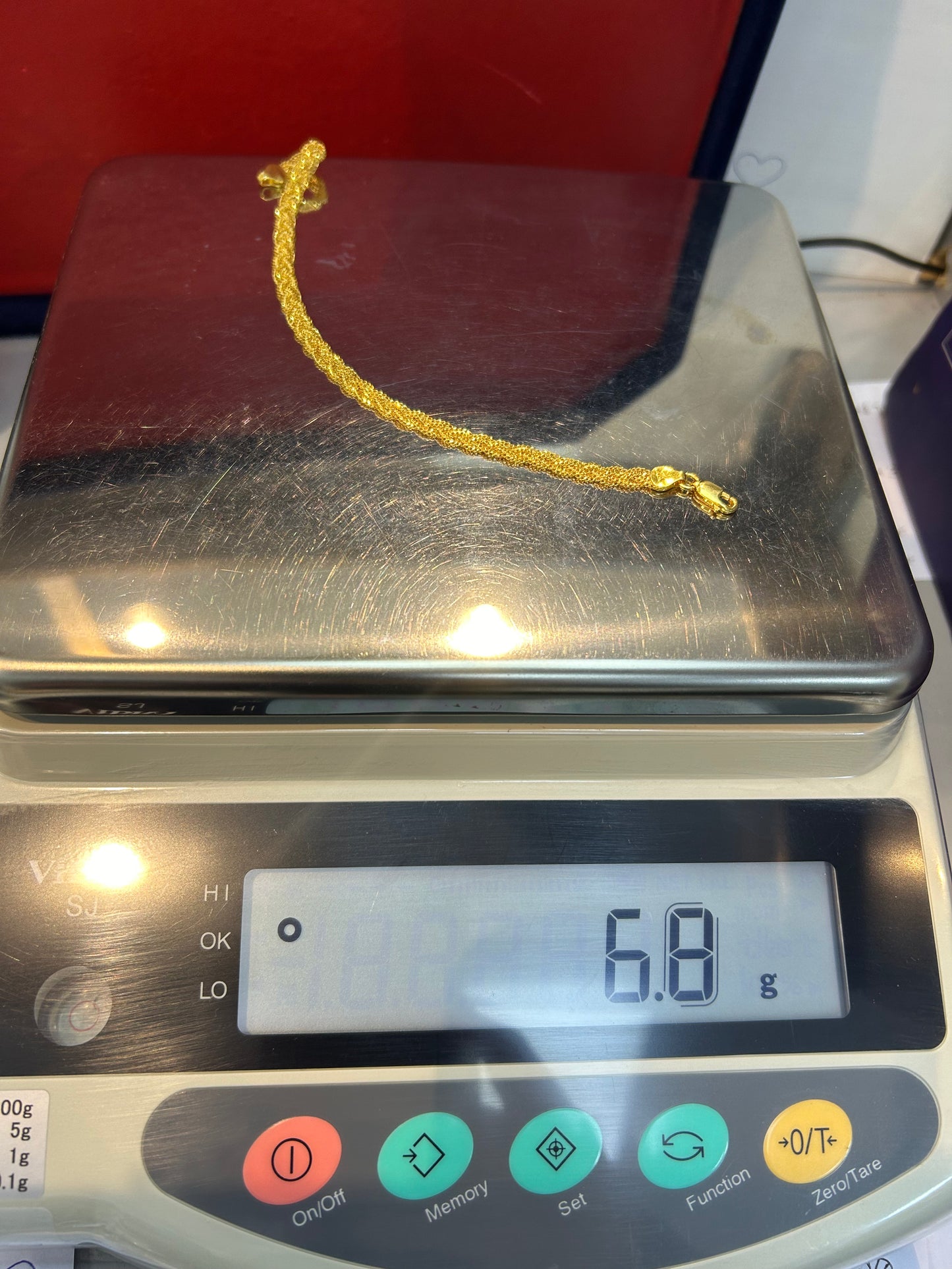 22ct Gold Ladies Bracelet - 6.8 grams Hallmarked