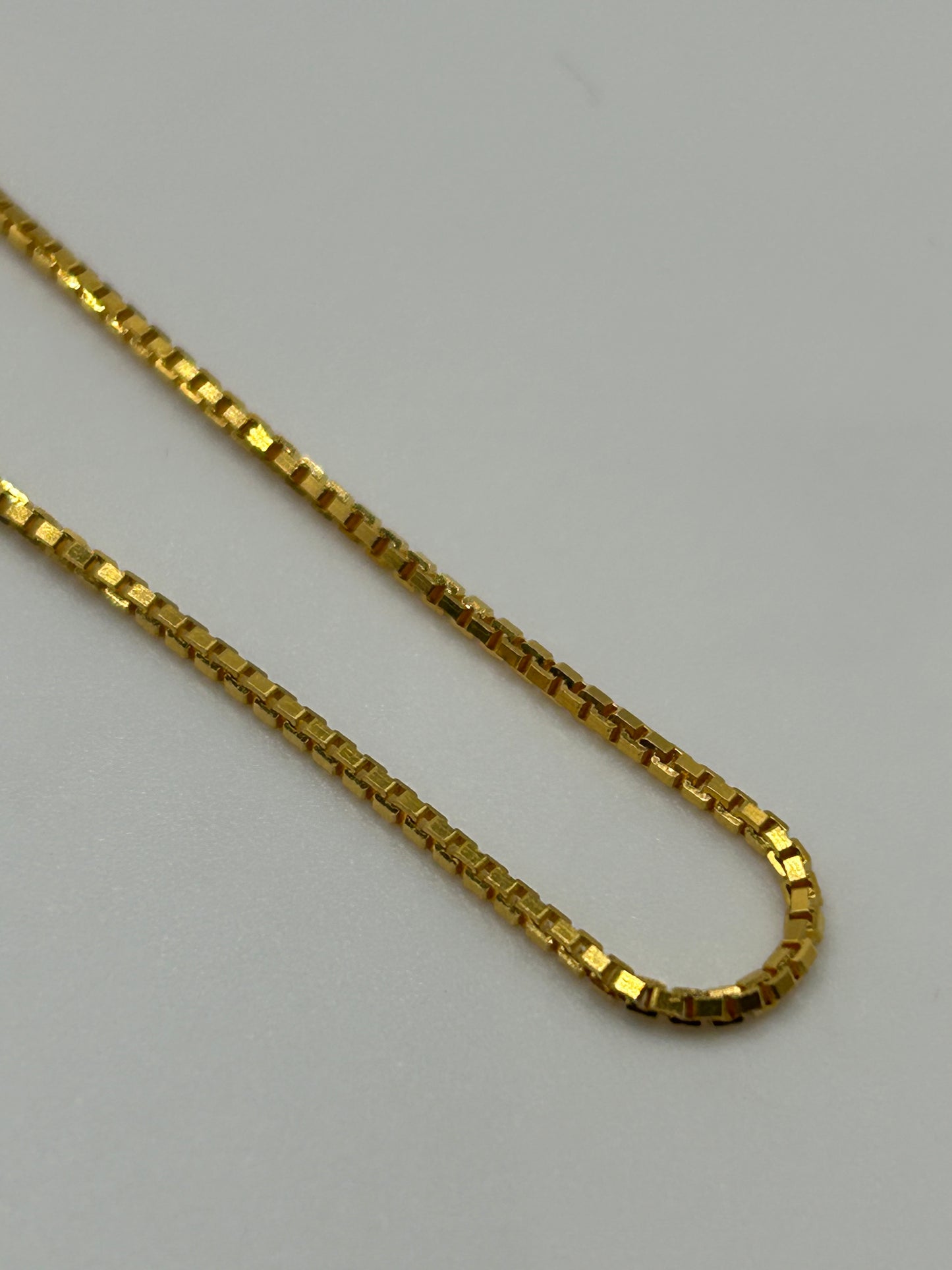 22ct Gold Chain 6.5 grams 18 Inch Hallmarked