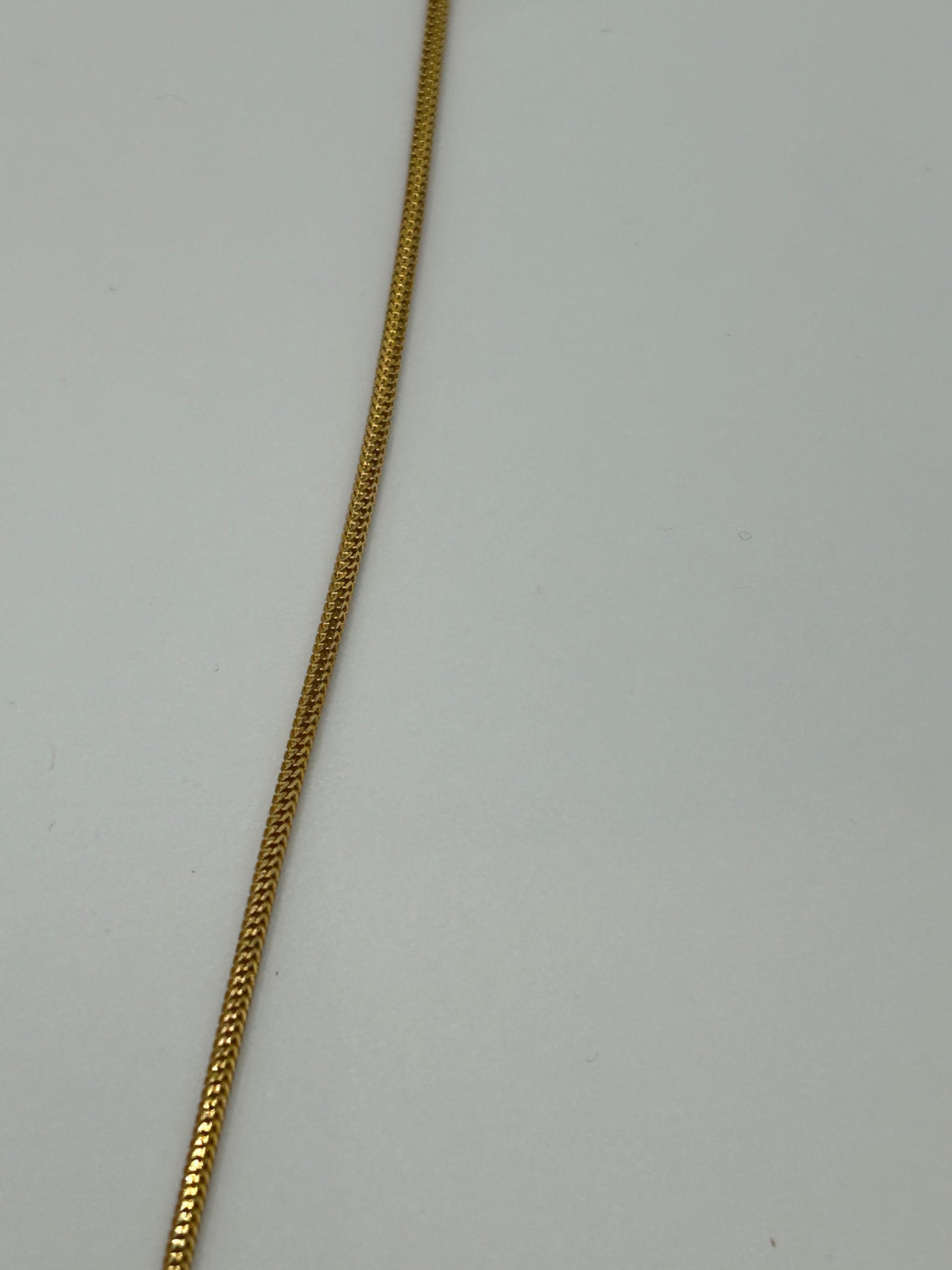 22ct Gold Chain 8.5 grams 20 inch Hallmarked