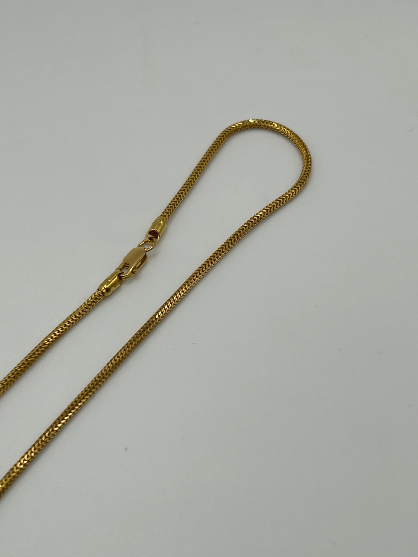 22ct Gold Chain 8.5 grams 20 inch Hallmarked