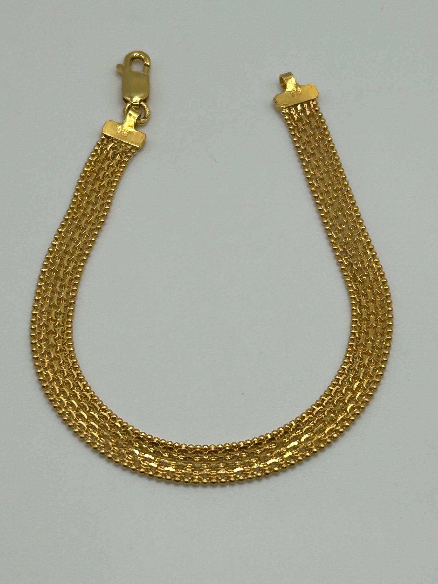22ct Gold Ladies Bracelet 7.2 grams Hallmarked