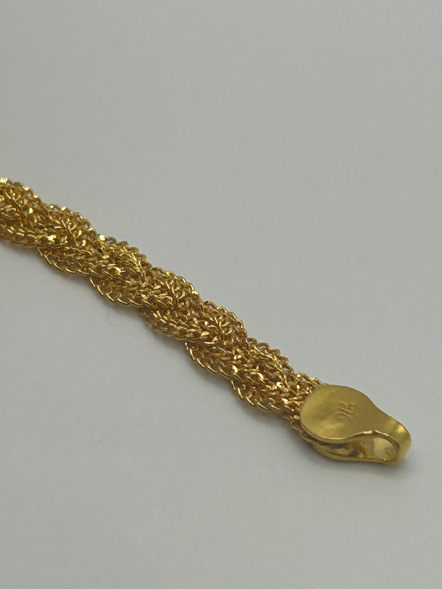 22ct Gold Ladies Bracelet - 6.8 grams Hallmarked
