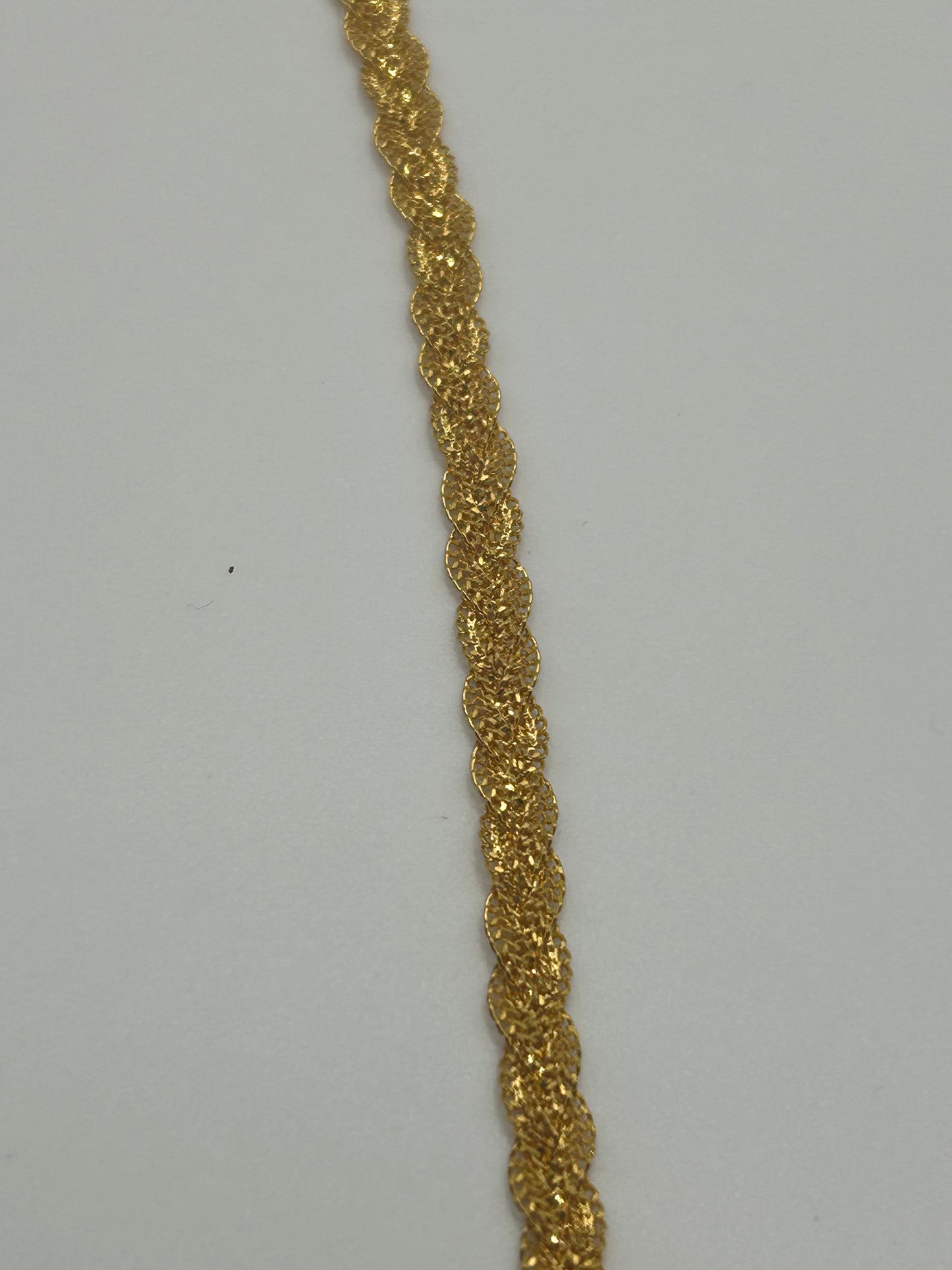 22ct Gold Ladies Bracelet - 6.8 grams Hallmarked