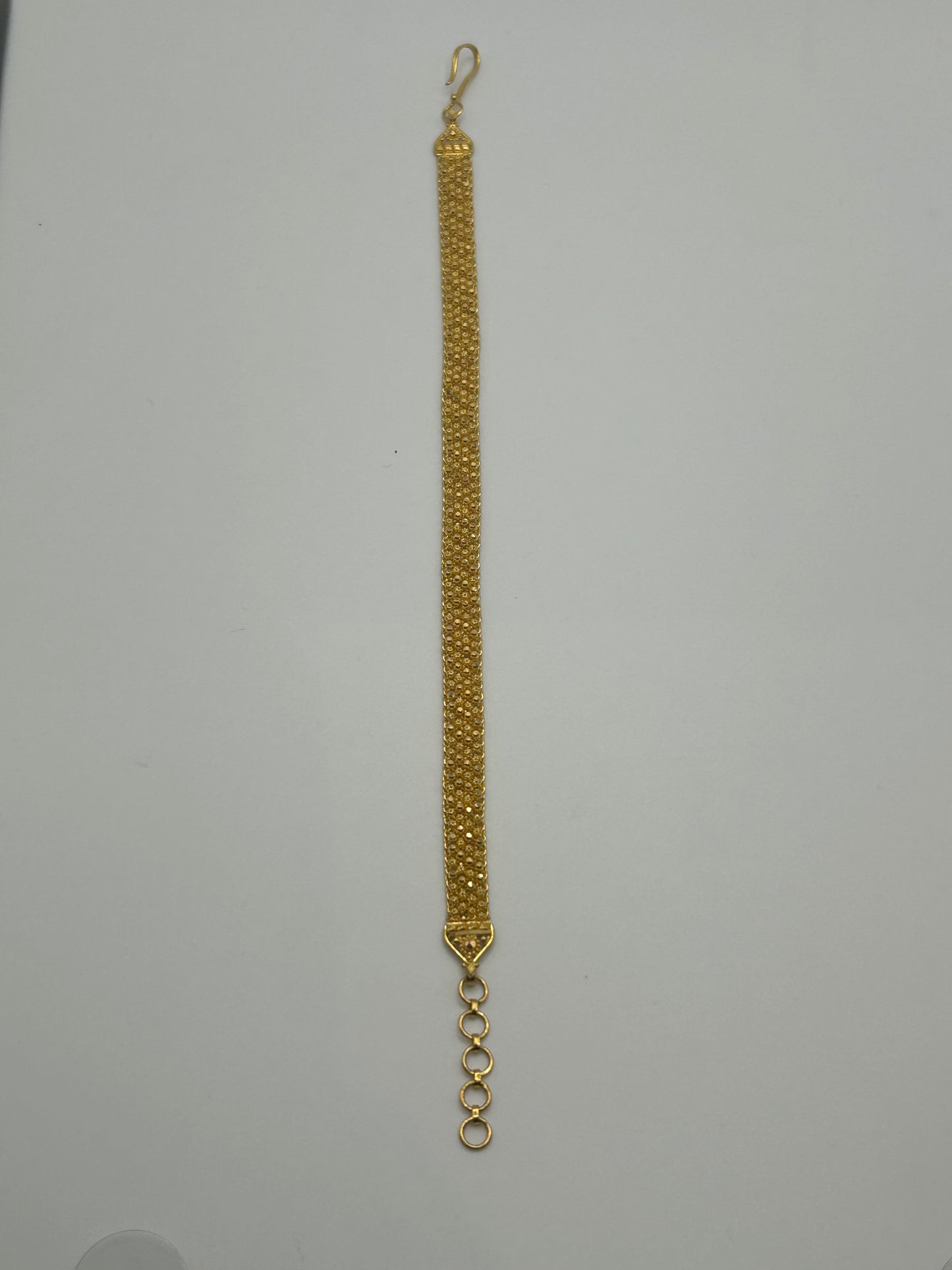 22ct Gold Ladies Bracelet - 11.9 grams Hallmarked