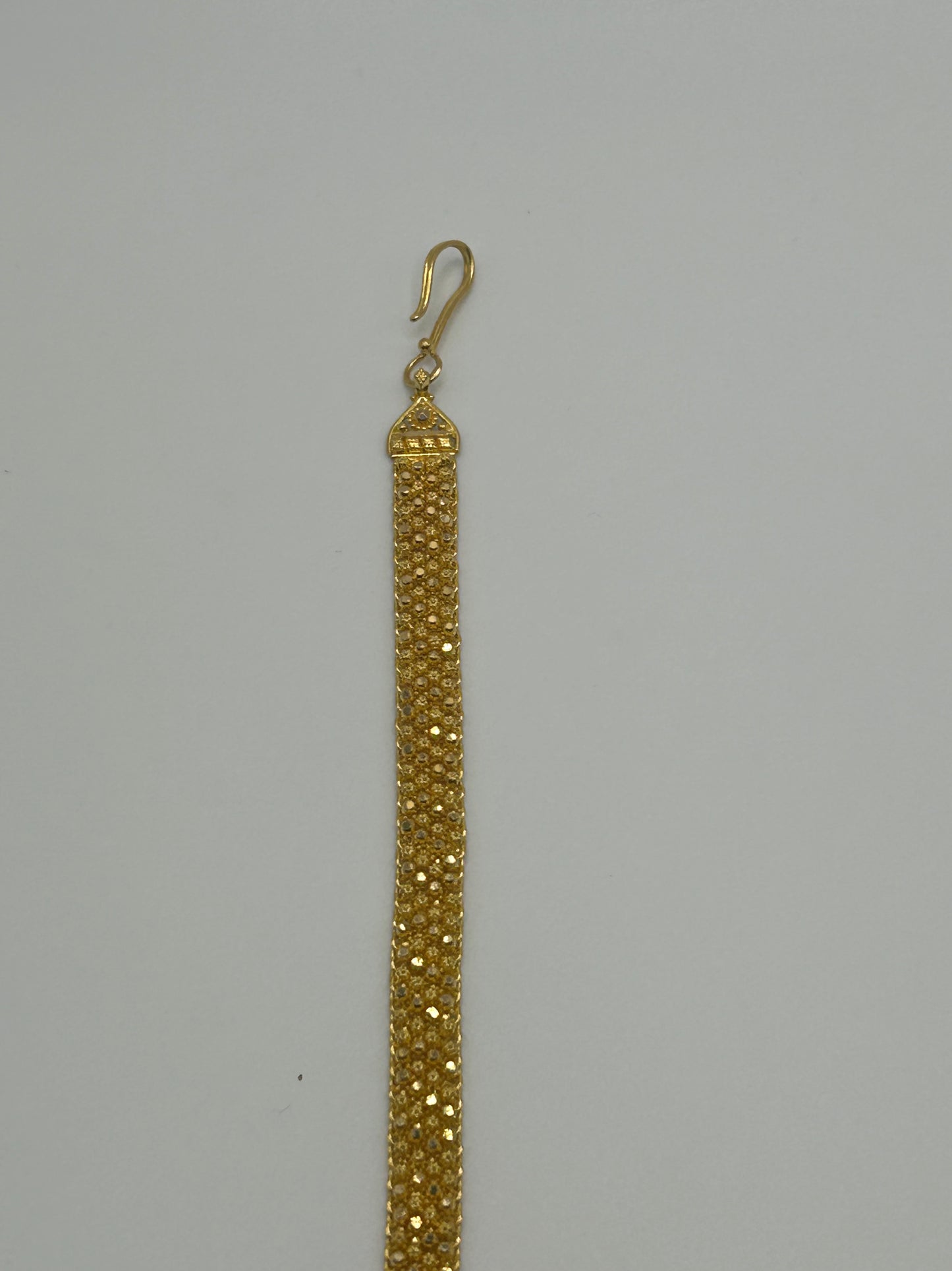 22ct Gold Ladies Bracelet - 11.9 grams Hallmarked