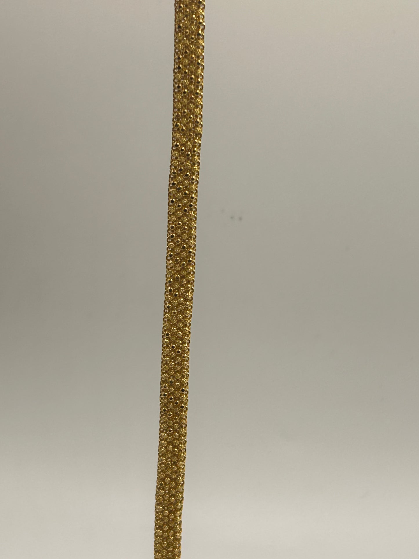 22ct Gold Ladies Bracelet - 11.9 grams Hallmarked