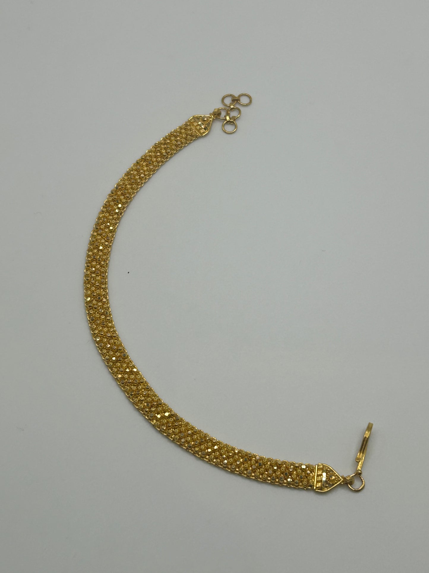 22ct Gold Ladies Bracelet - 11.9 grams Hallmarked