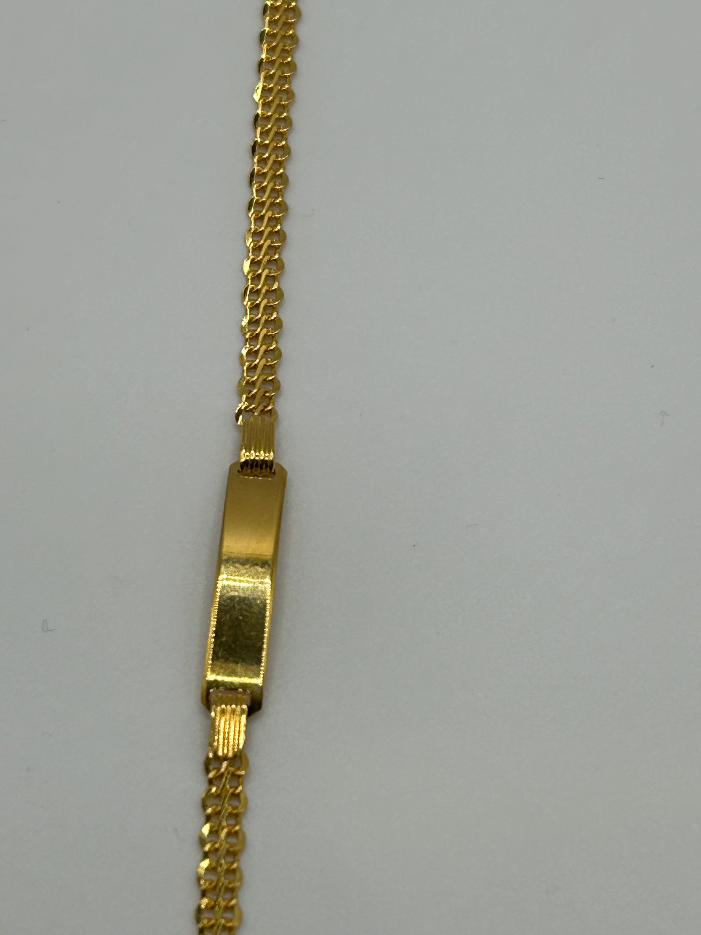 22ct Baby Bracelet 4.6 grams Hallmarked