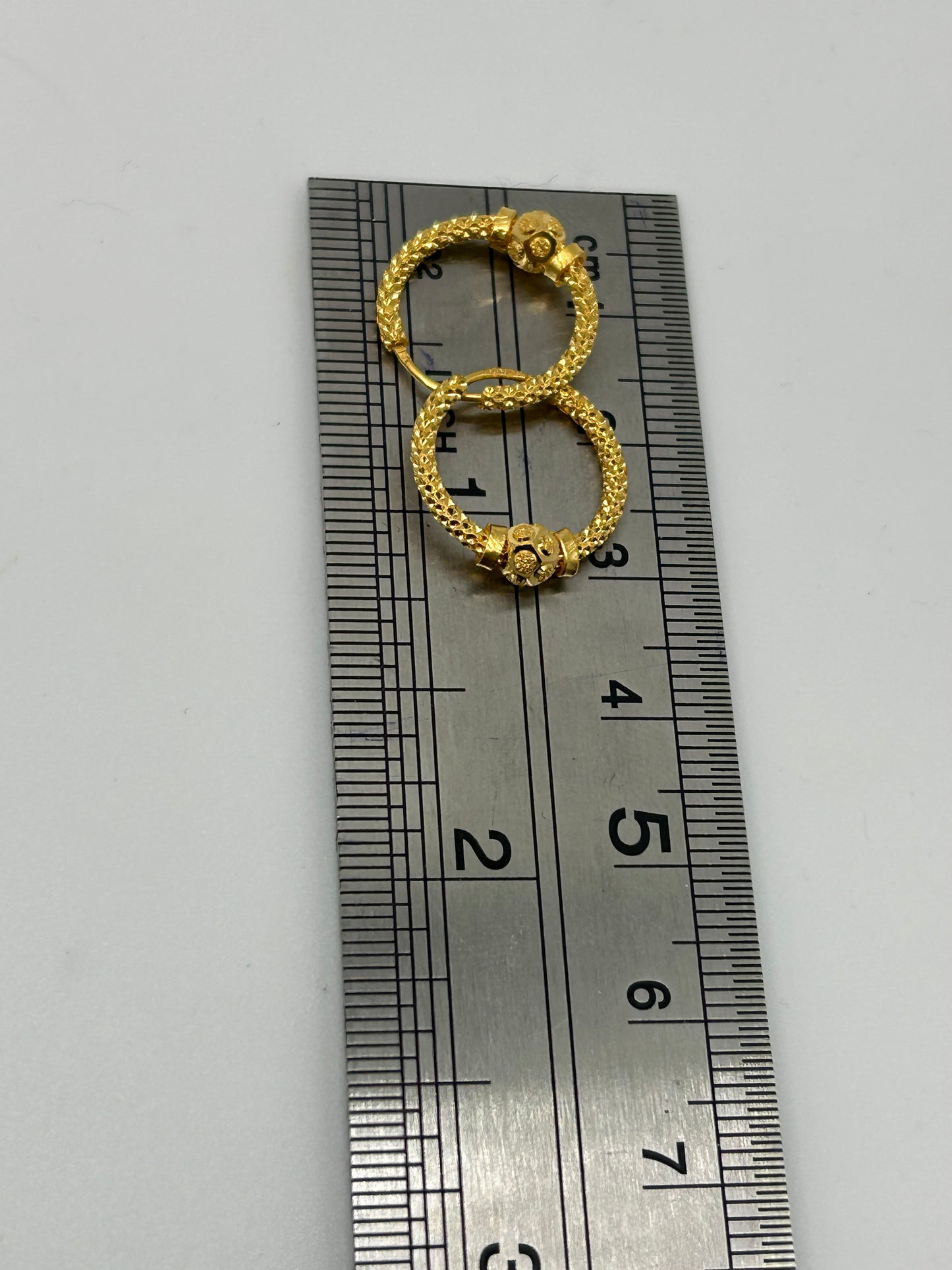 22ct Gold Earrings 1.9 grams Hallmarked
