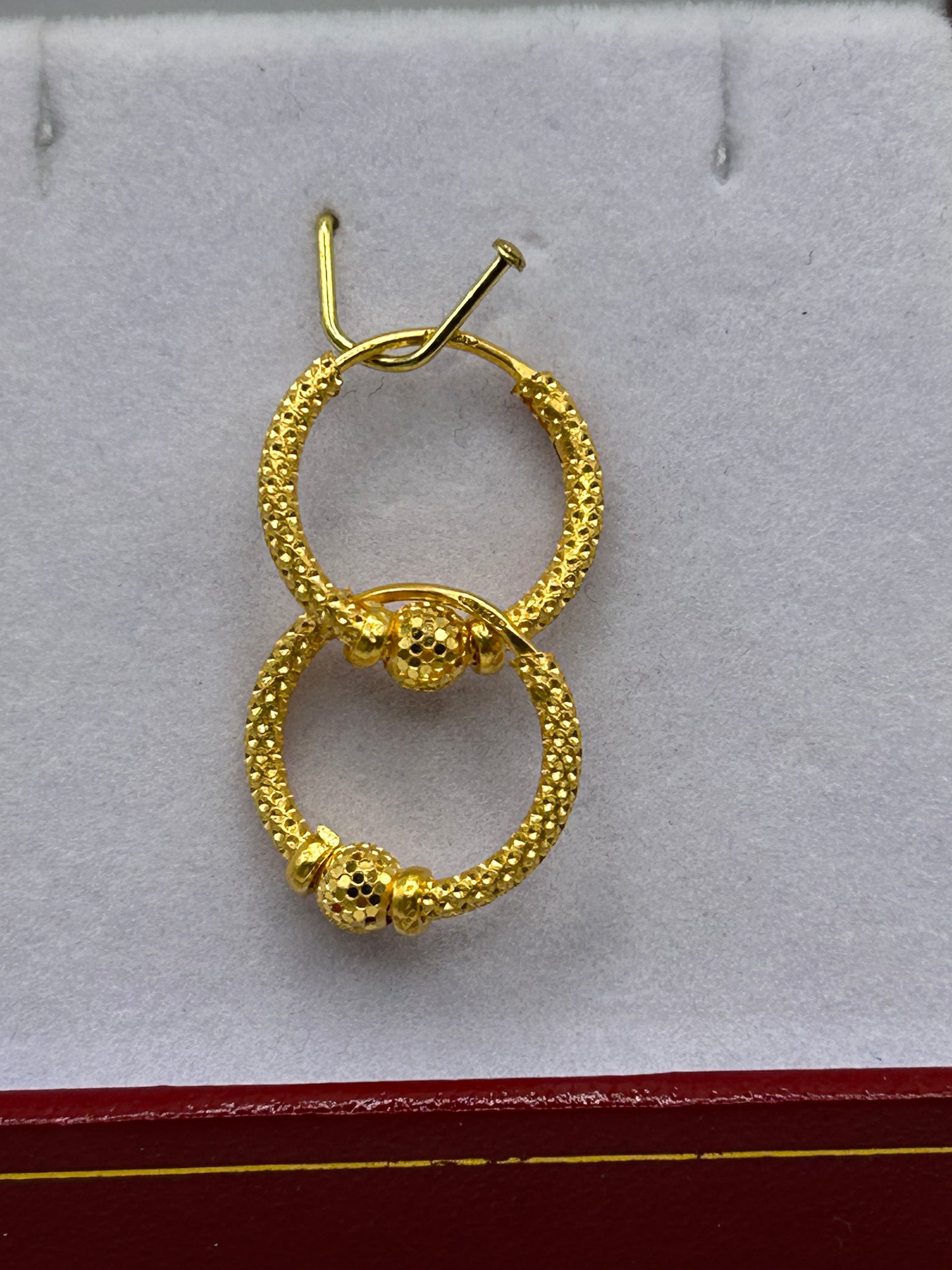 22ct Gold Earrings 2.3 grams Hallmarked