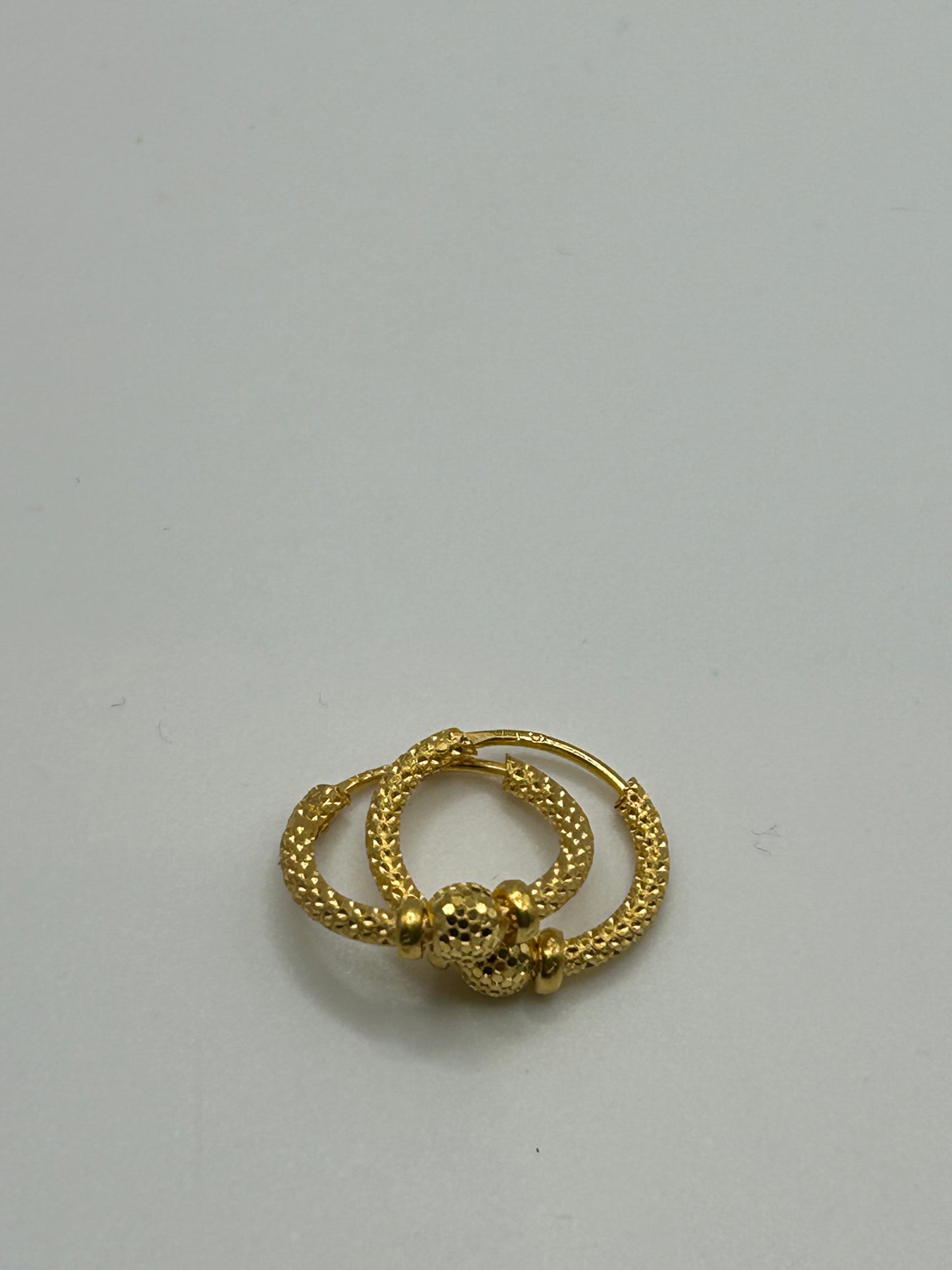 22ct Gold Earrings 2.3 grams Hallmarked