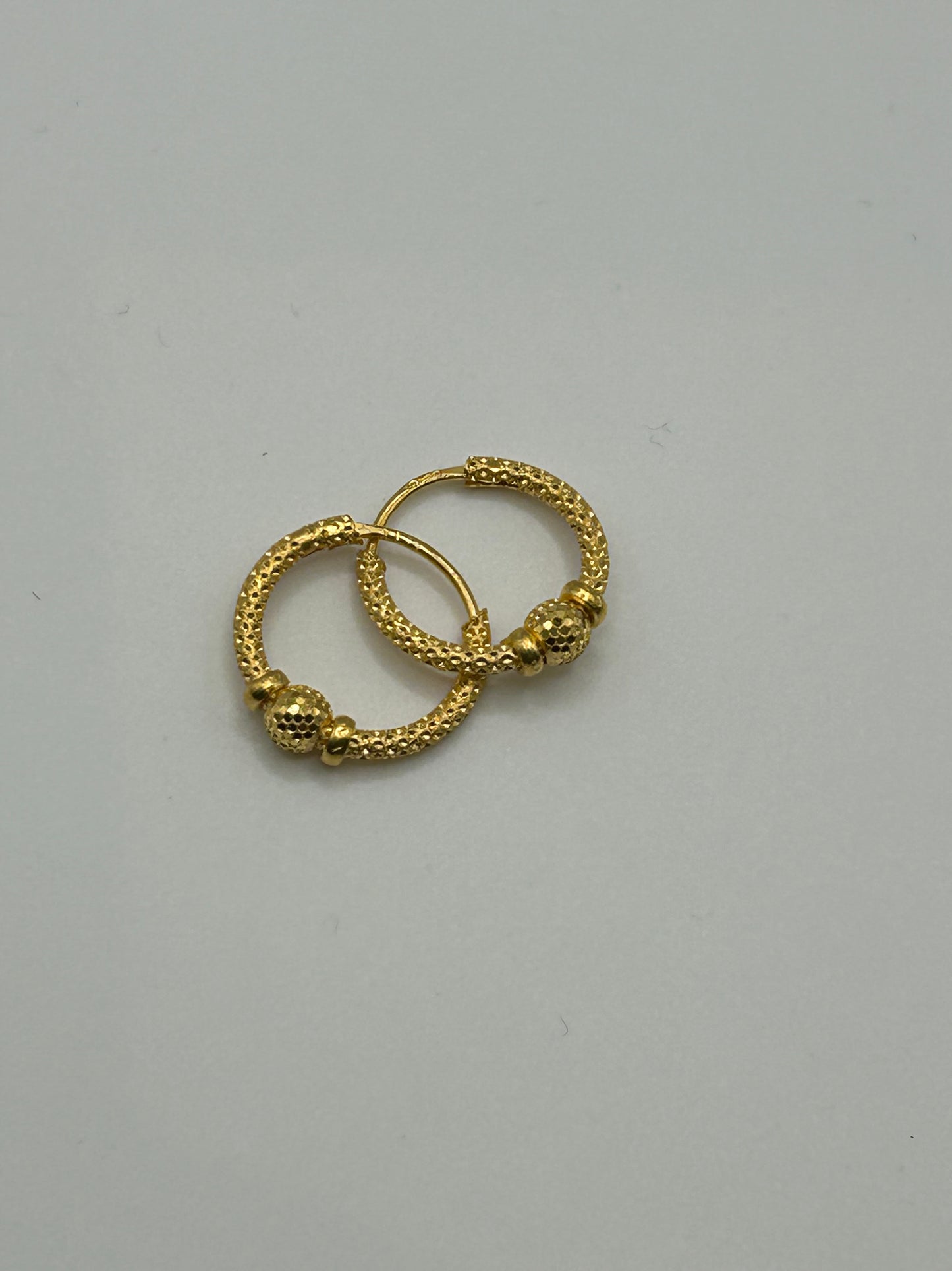 22ct Gold Earrings 2.3 grams Hallmarked