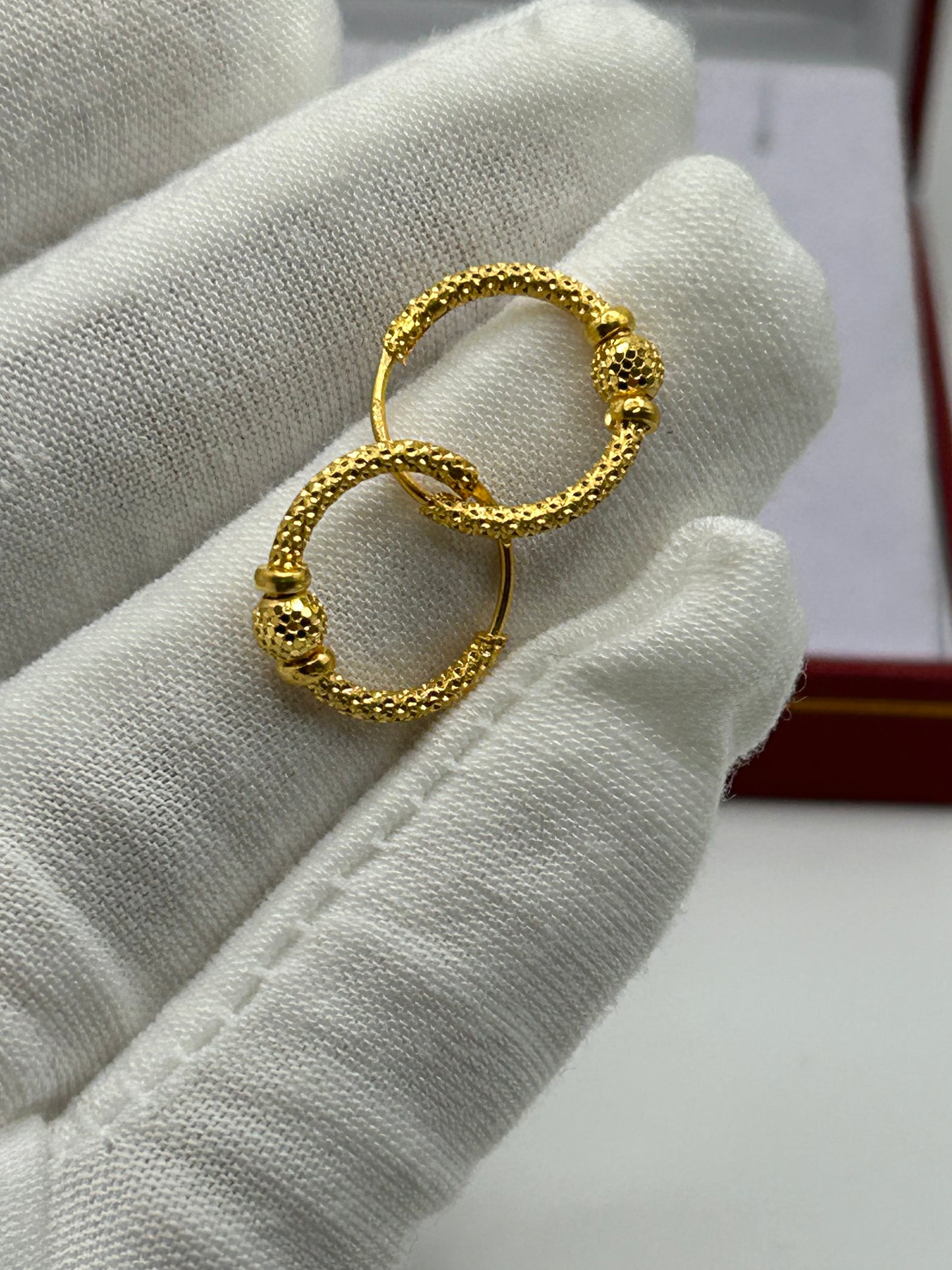 22ct Gold Earrings 2.3 grams Hallmarked