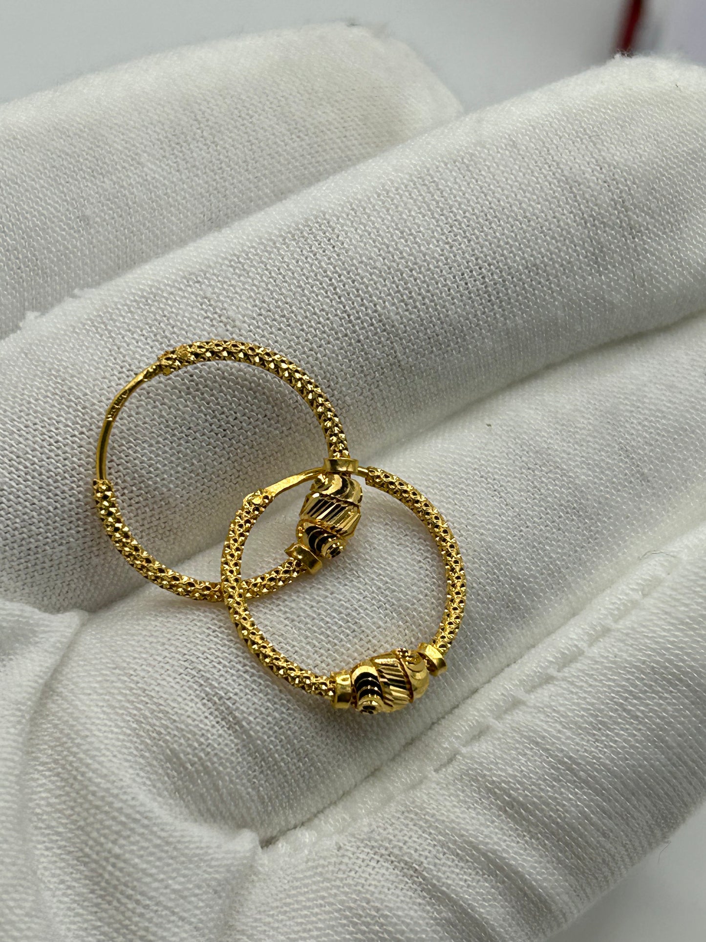 22ct Gold Earrings 2.4 grams Hallmarked