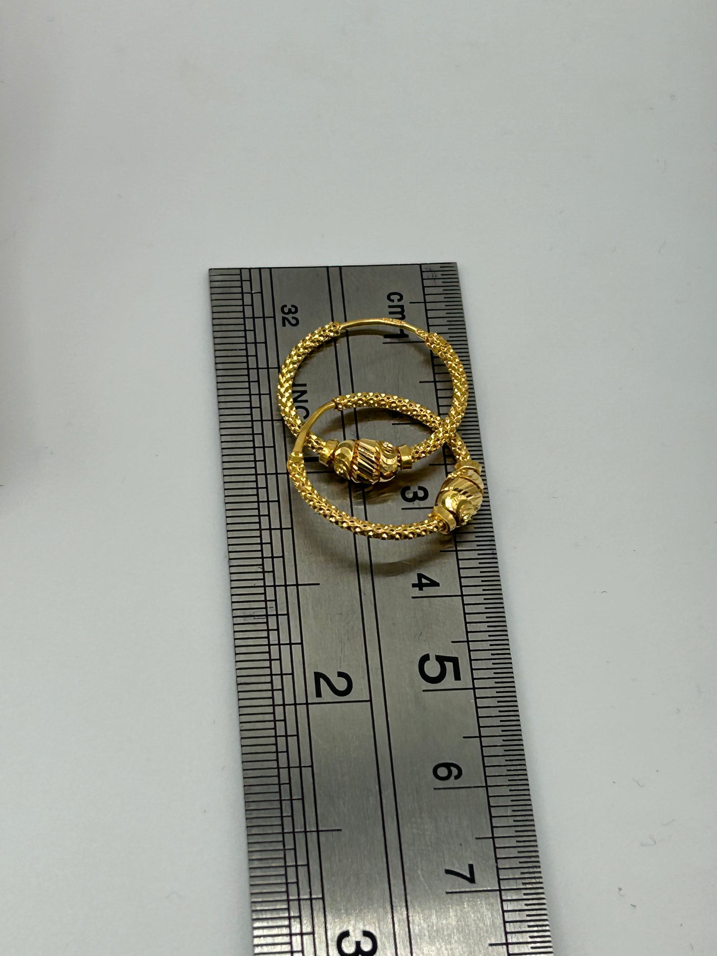 22ct Gold Earrings 2.4 grams Hallmarked