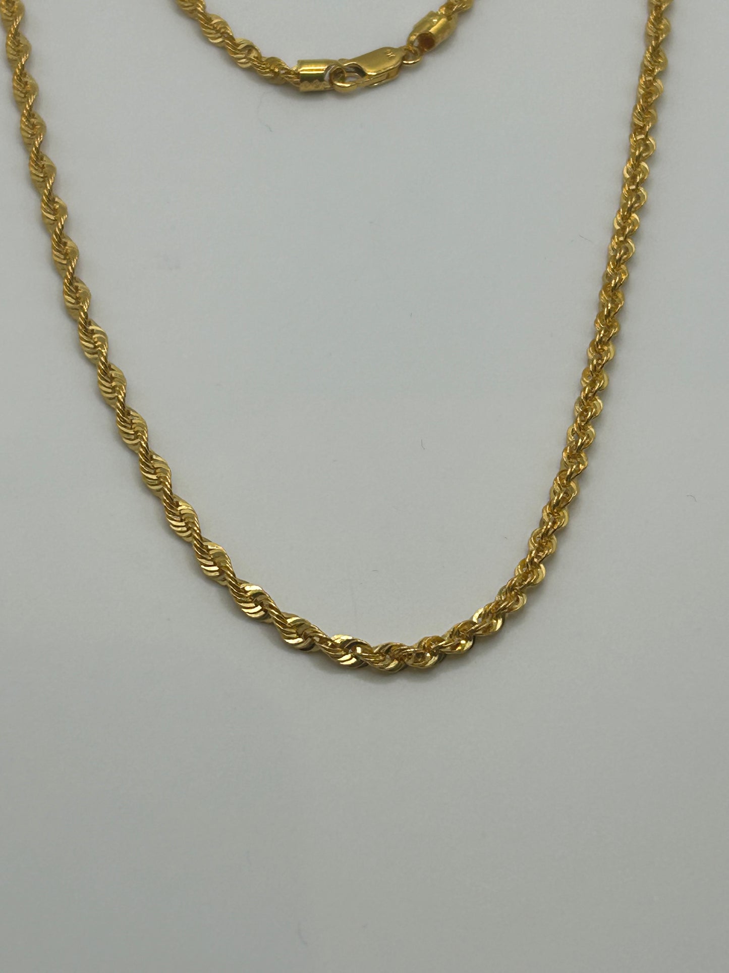 22ct Gold Rope Hollow Chain 7.5 grams Hallmarked