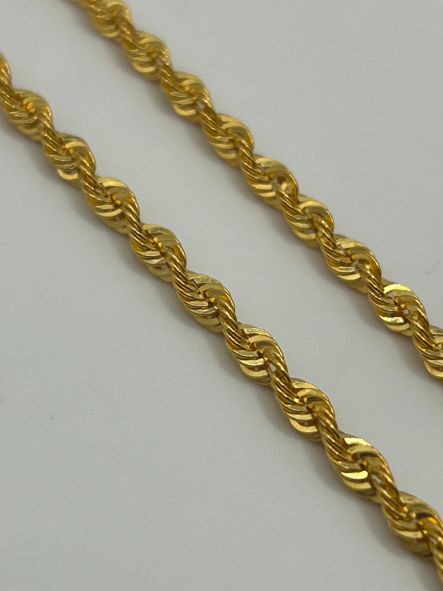 22ct Gold Rope Hollow Chain 6.9 grams Hallmarked
