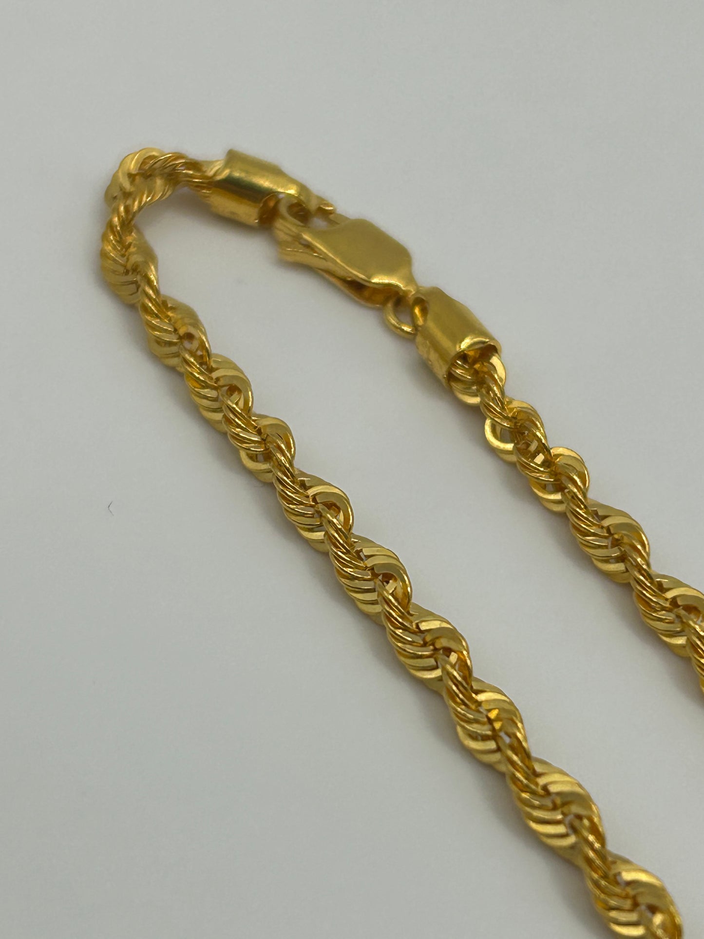 22ct Gold Rope Hollow Chain 6.9 grams Hallmarked