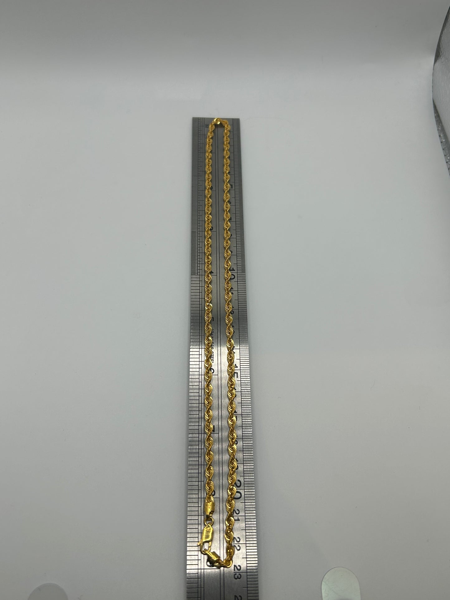 22ct Gold Rope Hollow Chain 6.9 grams Hallmarked