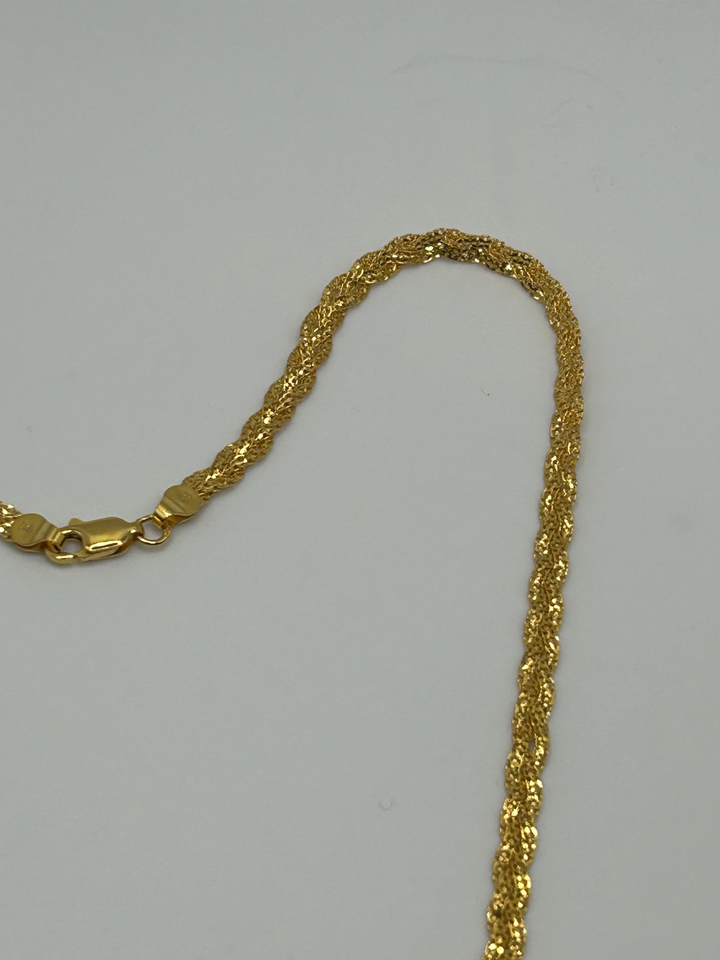 22ct Gold Chain - 12.2 grams, Hallmarked 22inch