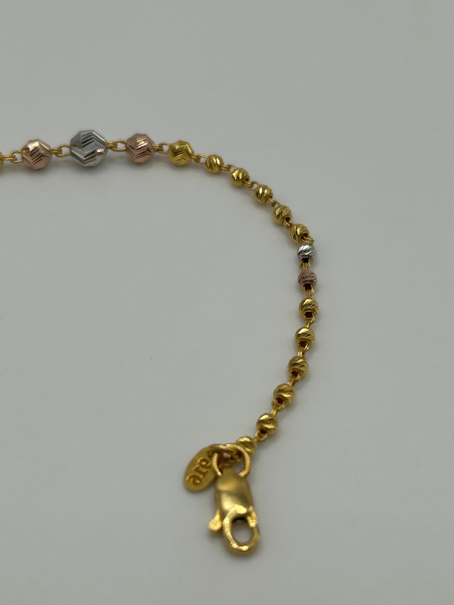 22ct Gold Bracelet 4.0 grams Hallmarked Ladies