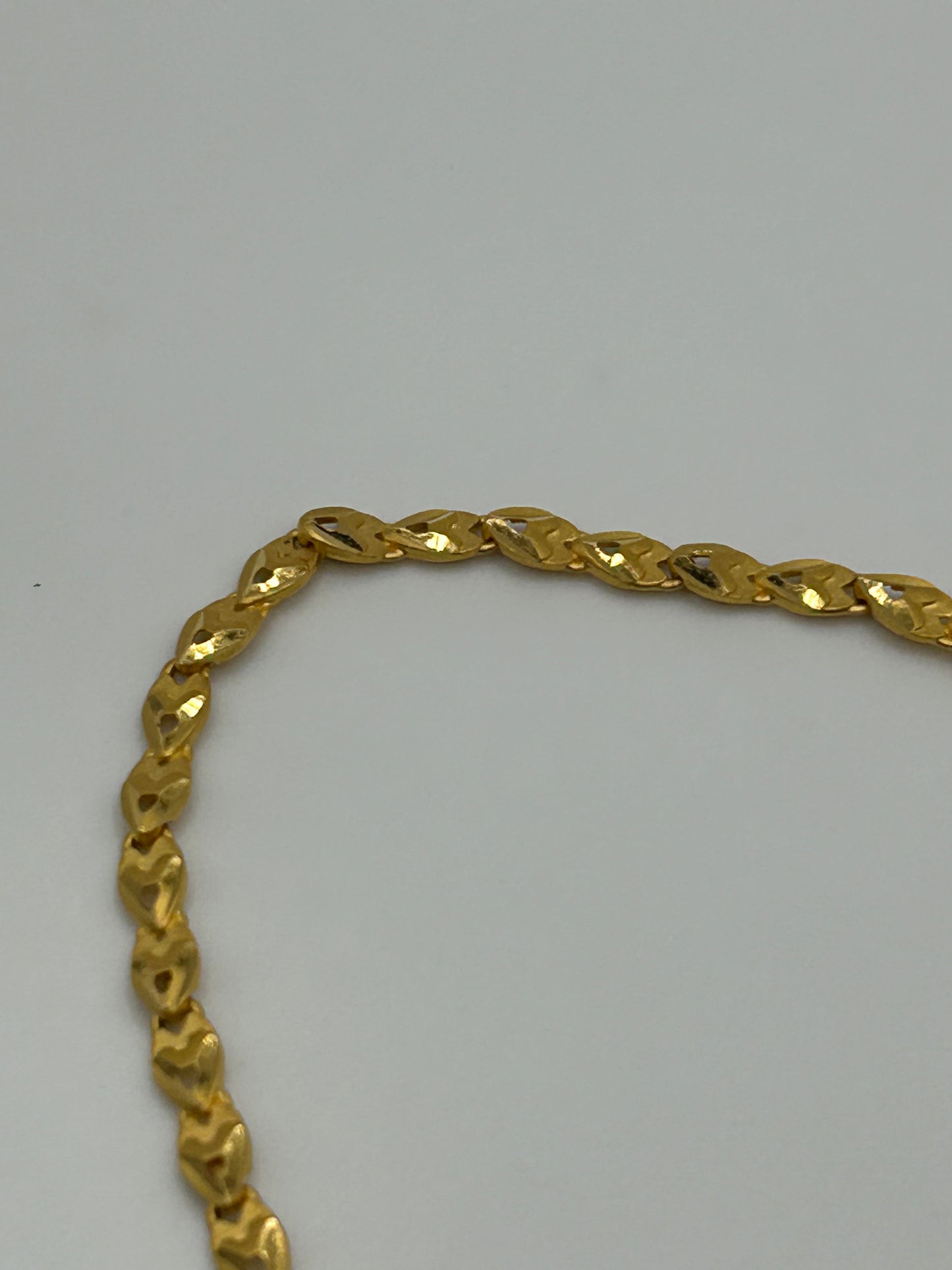 22ct Gold Bracelet 6.8 grams Hallmarked Ladies