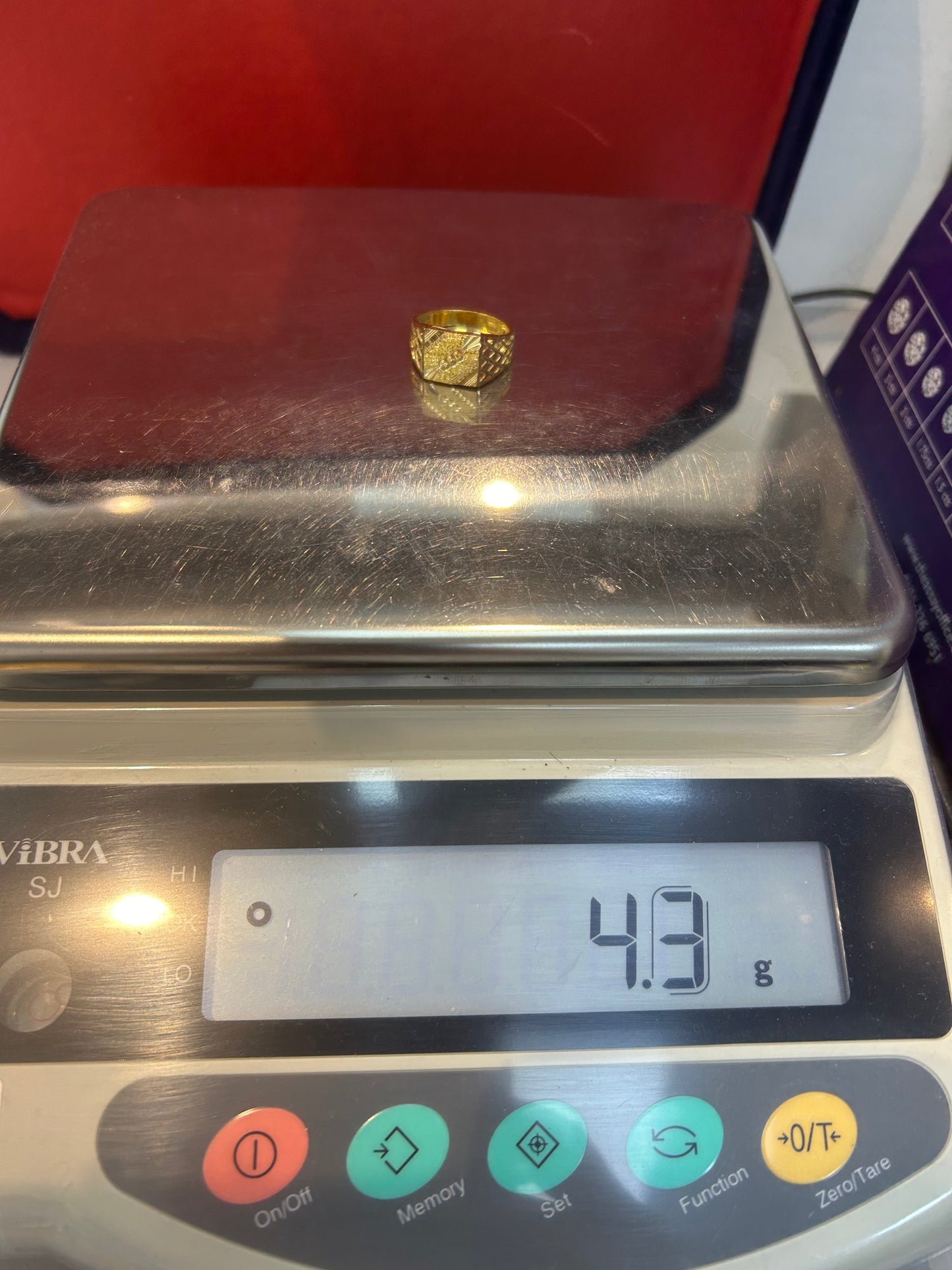 22ct Gold Men's Ring 4.3 grams Size T Hallmarked