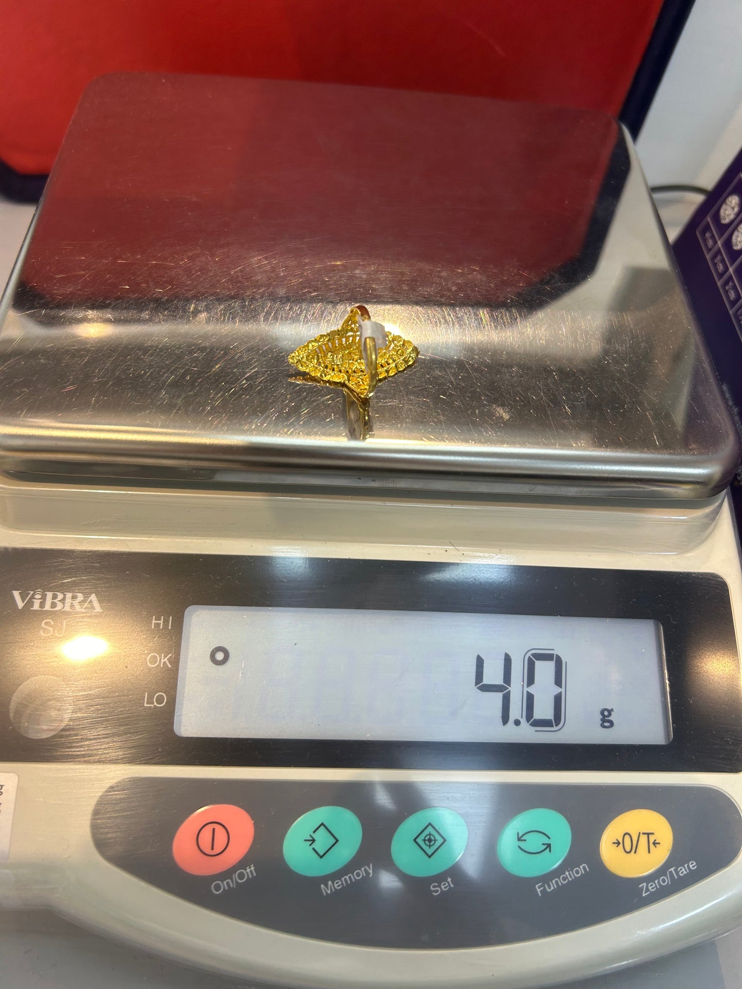 22ct Gold Ladies Ring 4.0 grams Size N