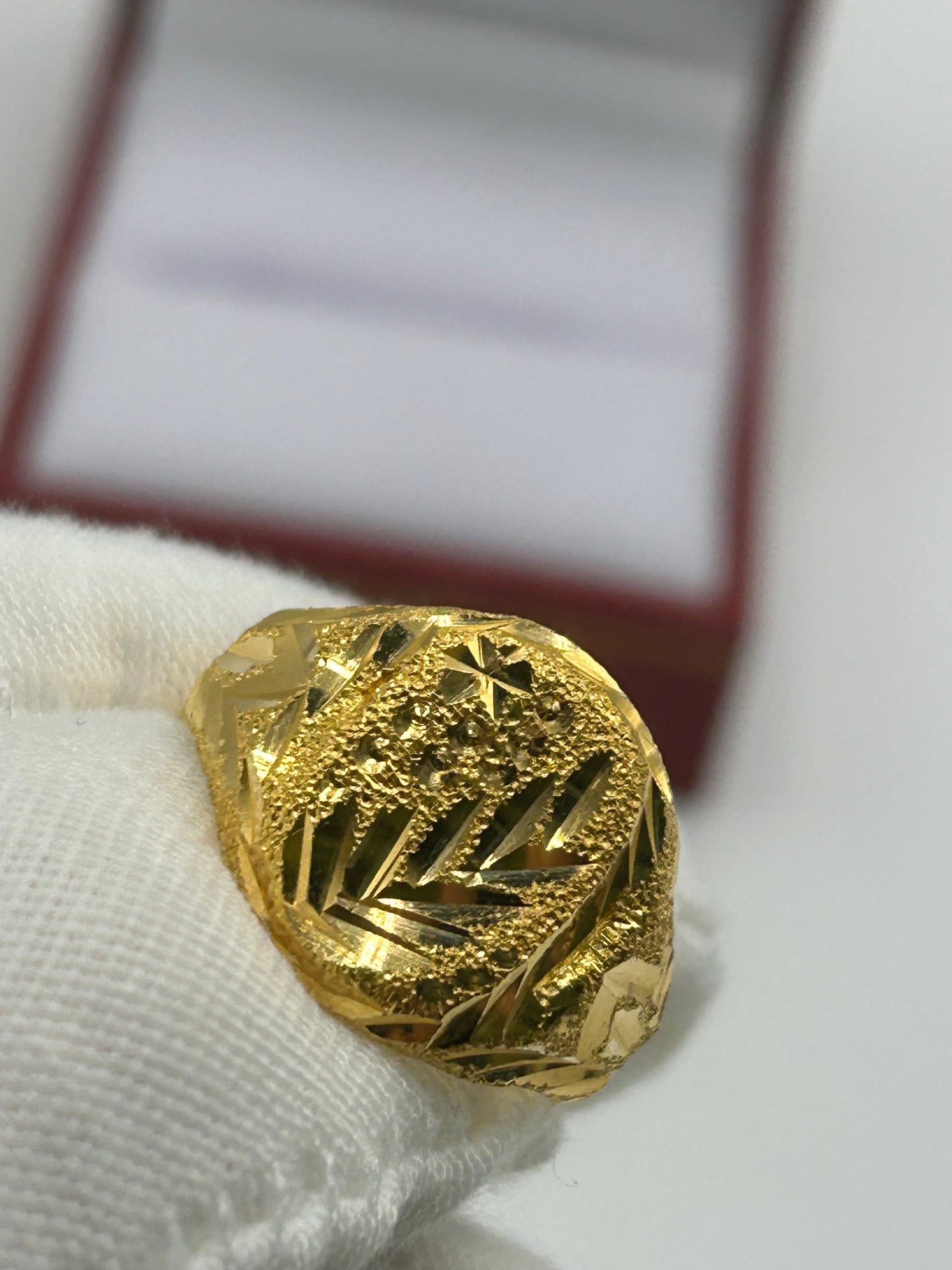 22ct Gold Men's Ring 4.2 grams Size S1/2 Hallmarked