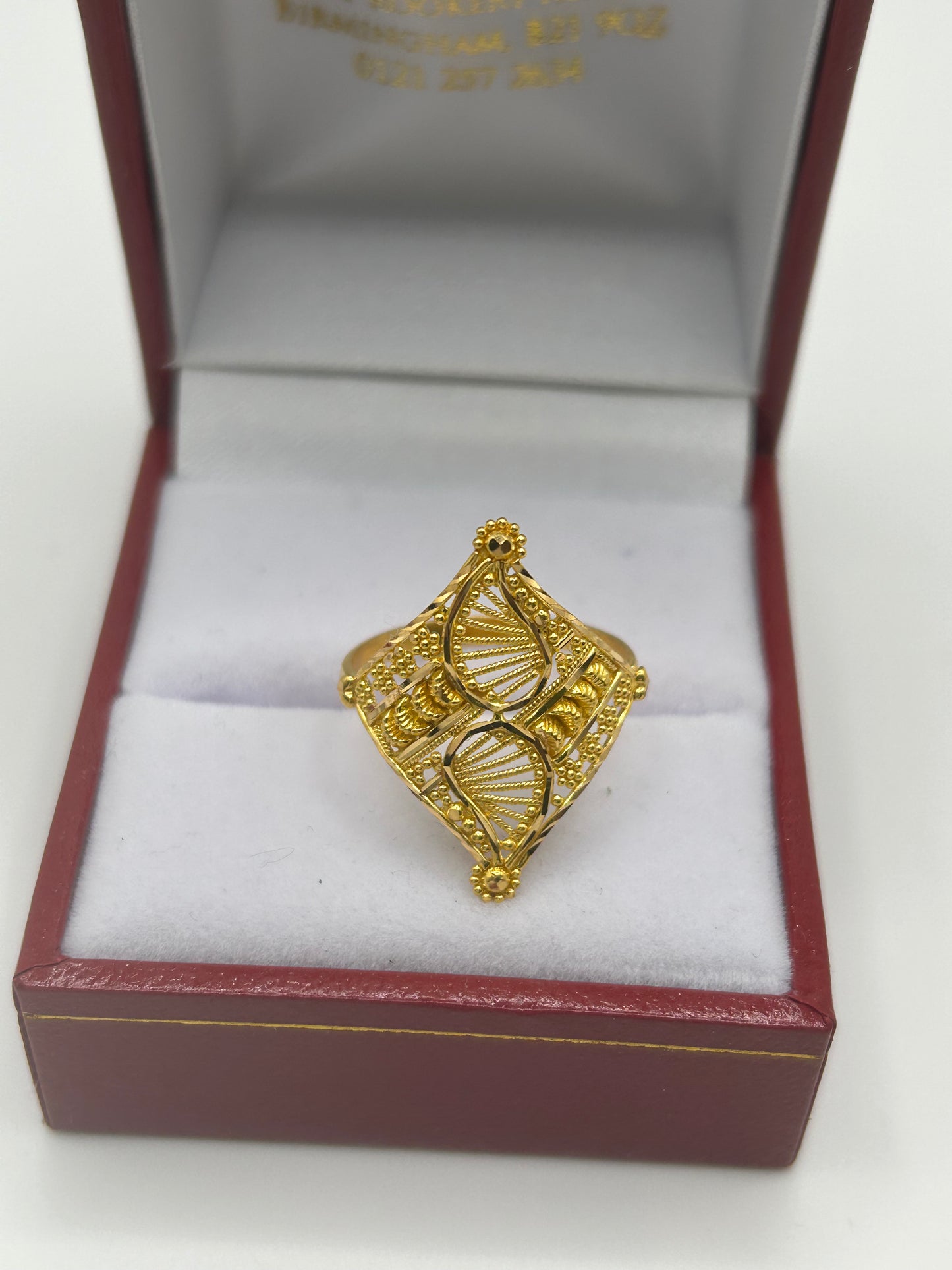 22ct Gold Ring Size K Ladies Hallmarked 2.7 grams