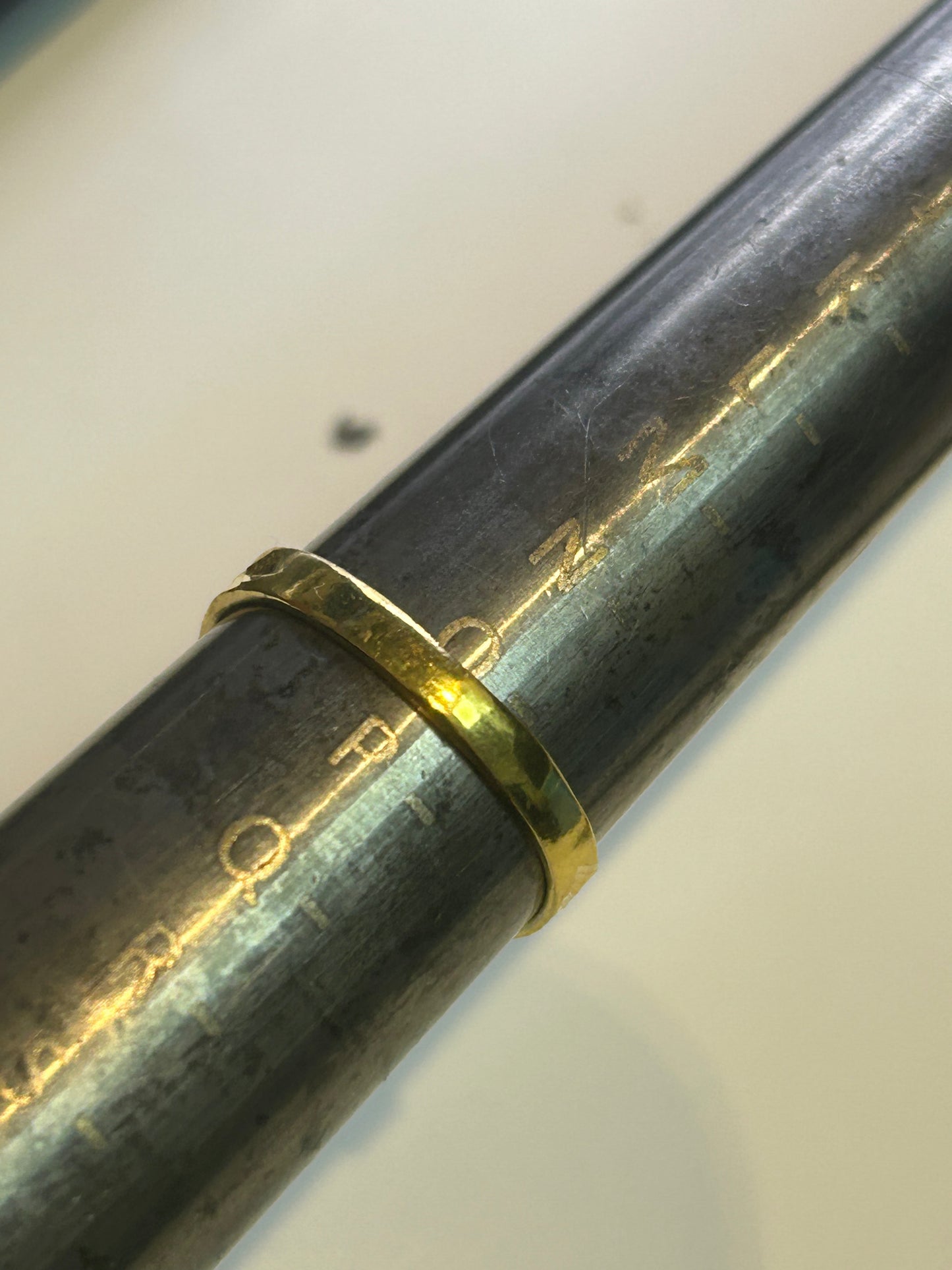 22ct Gold Ladies Ring 3.8 grams Size O