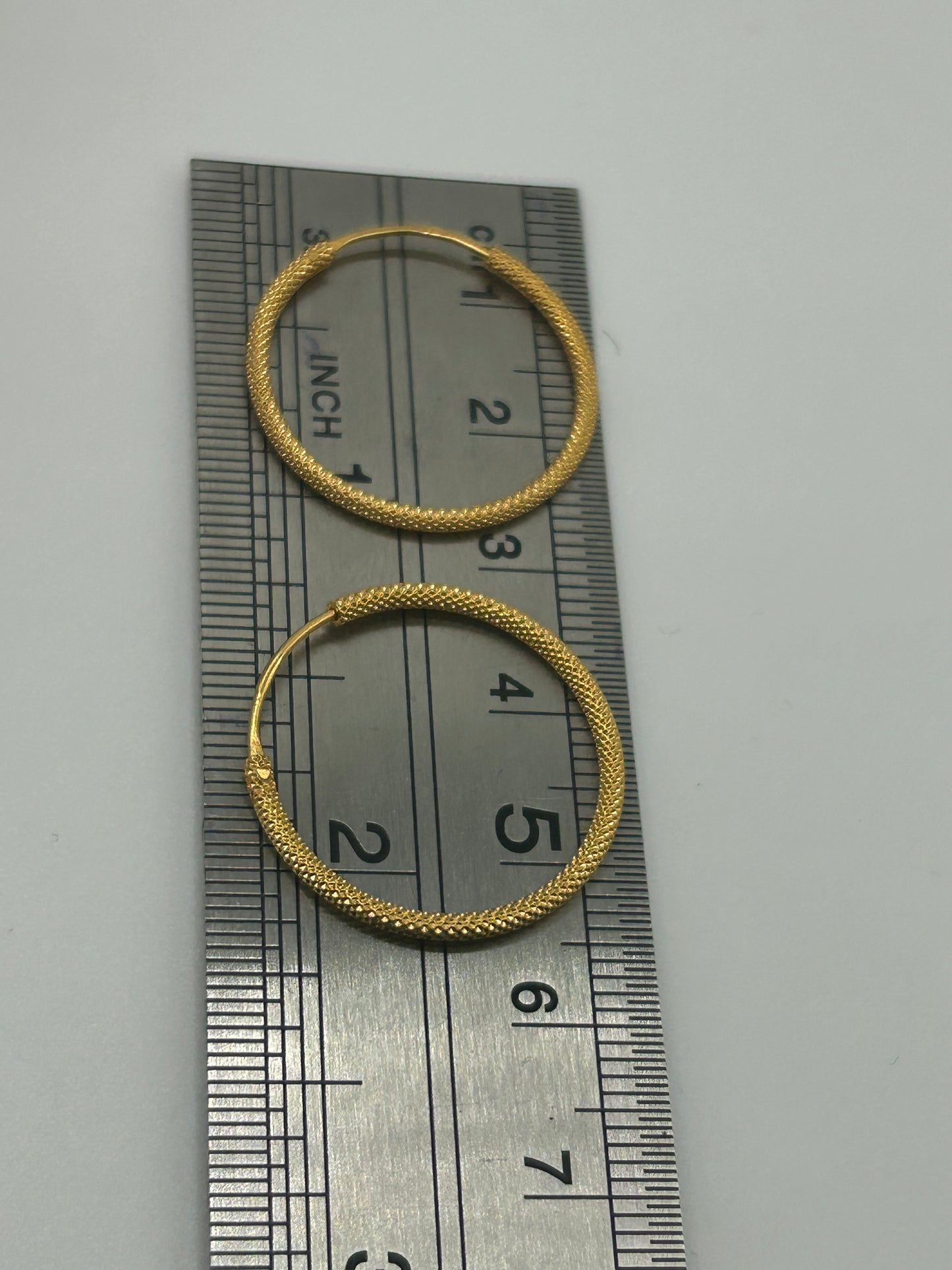 22ct Gold Earrings 2.3 grams Hallmarked