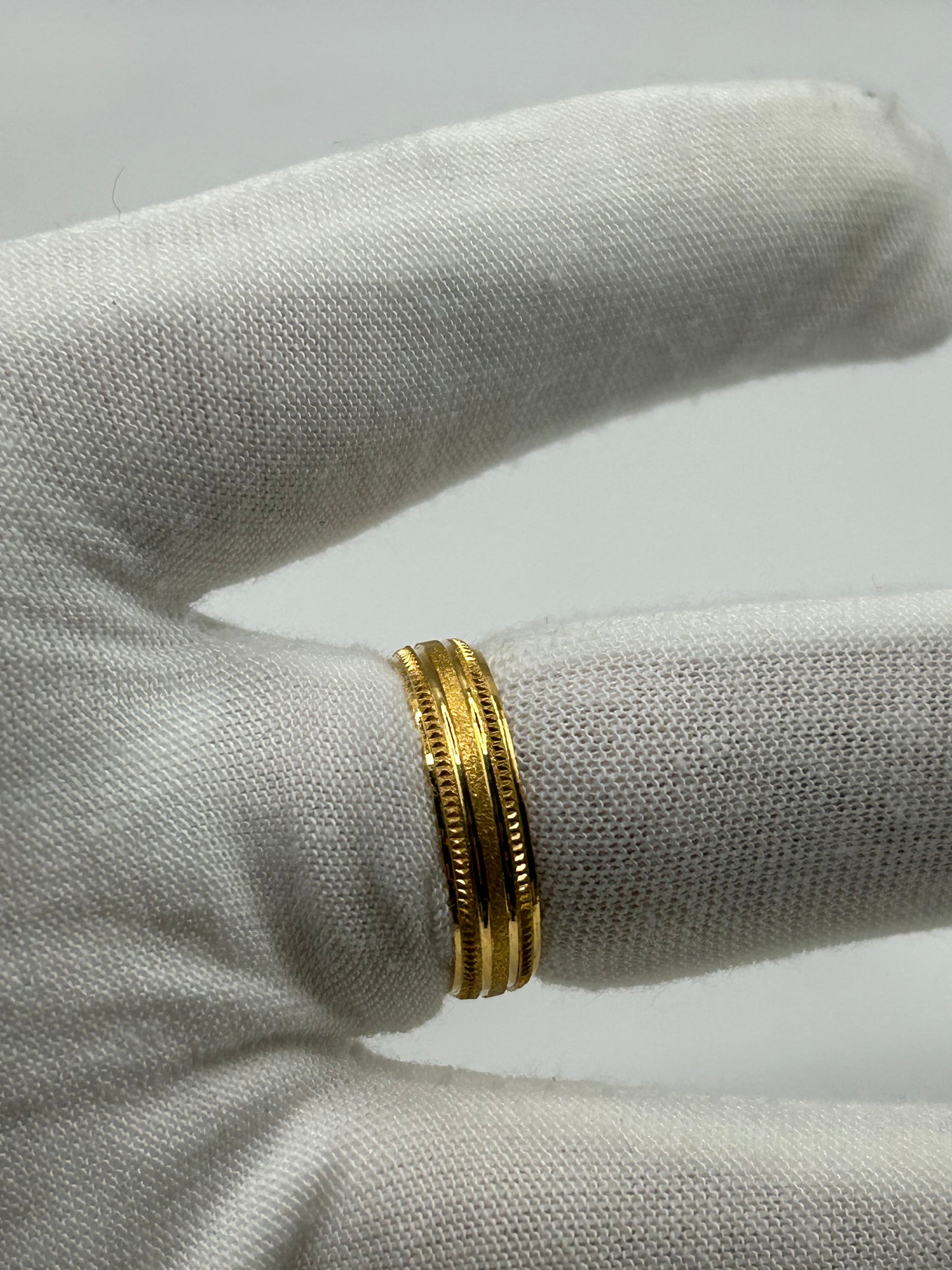 22ct Gold Men’s Band - 6.1 grams, Size S ½ (Hallmarked)