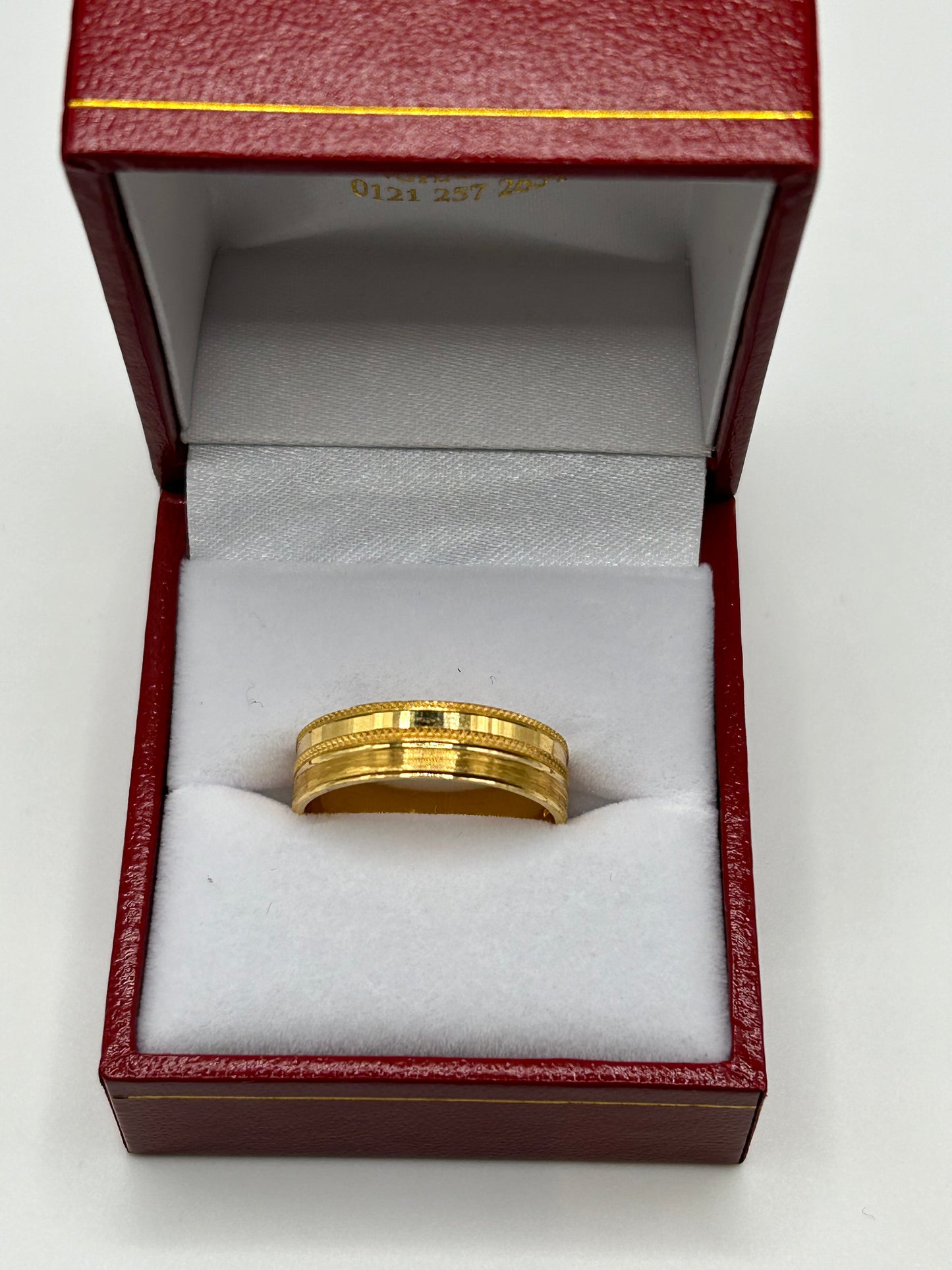 22ct Gold Men’s Band - 5.6 grams, Size Q ½ (Hallmarked):