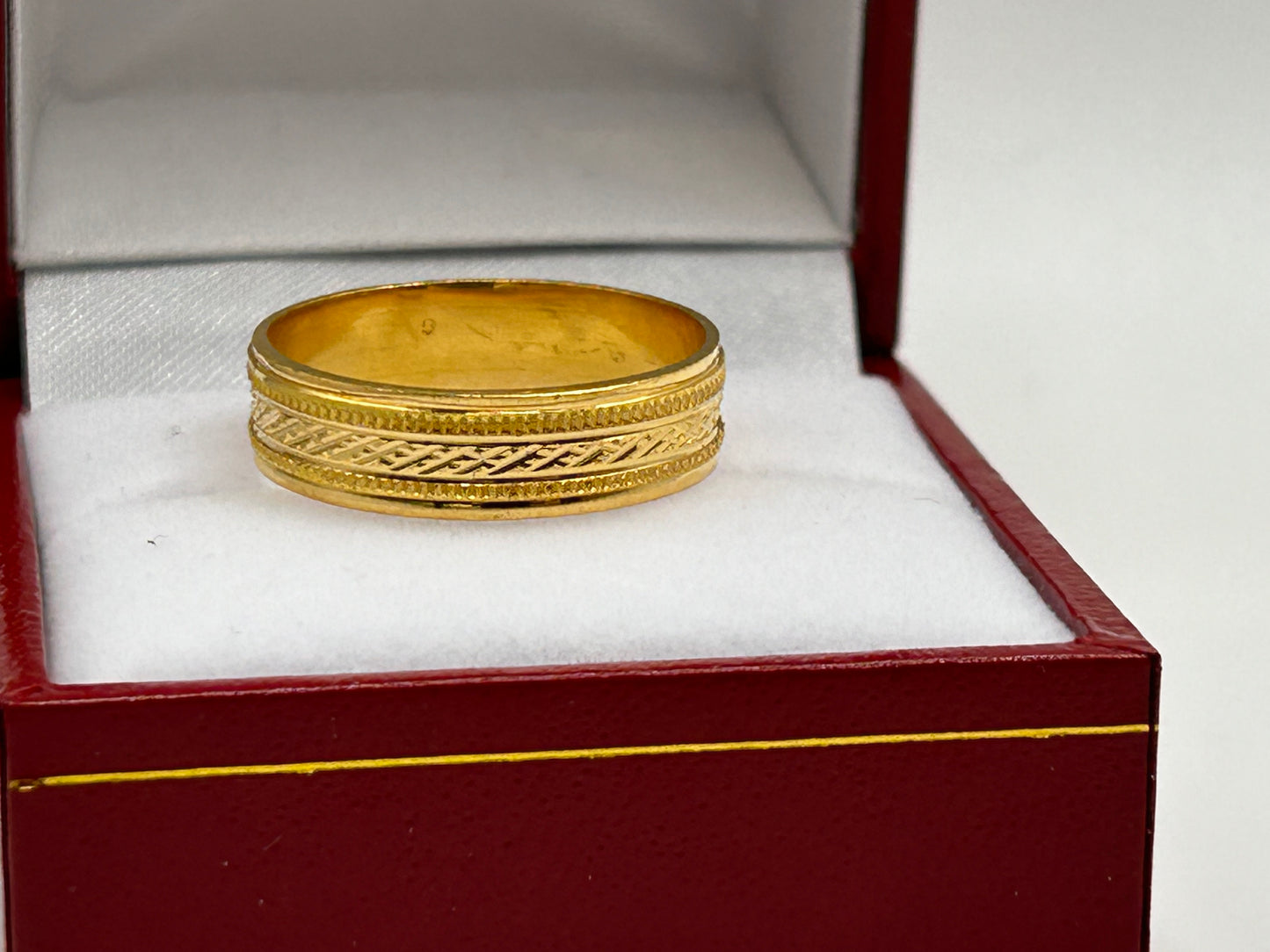 22ct Gold Men’s Band - 5.1 grams, Size S ½ (Hallmarked):