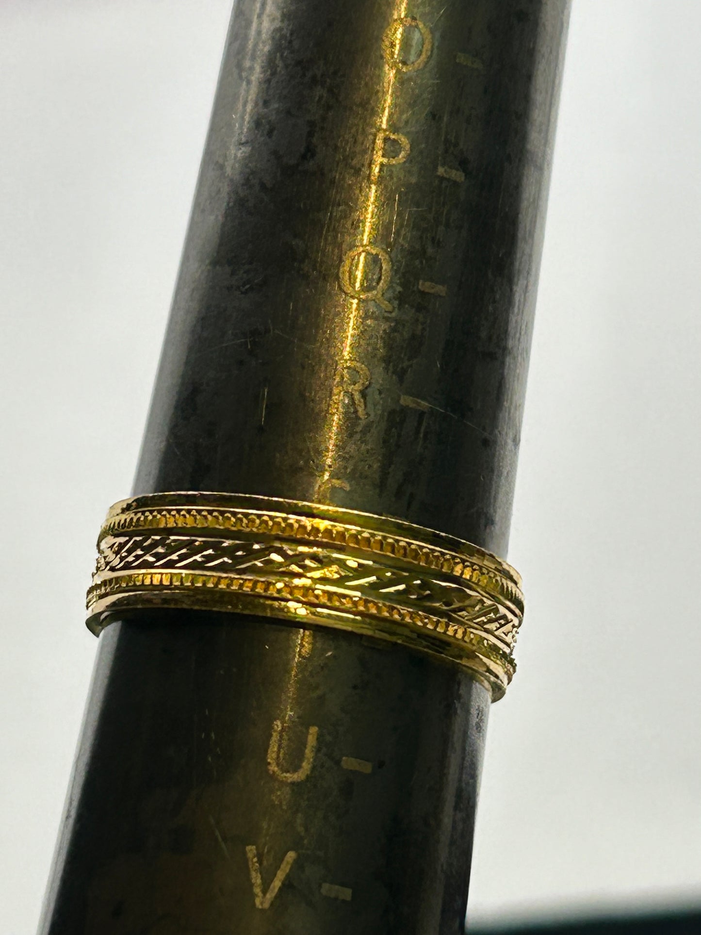 22ct Gold Men’s Band - 5.1 grams, Size S ½ (Hallmarked):